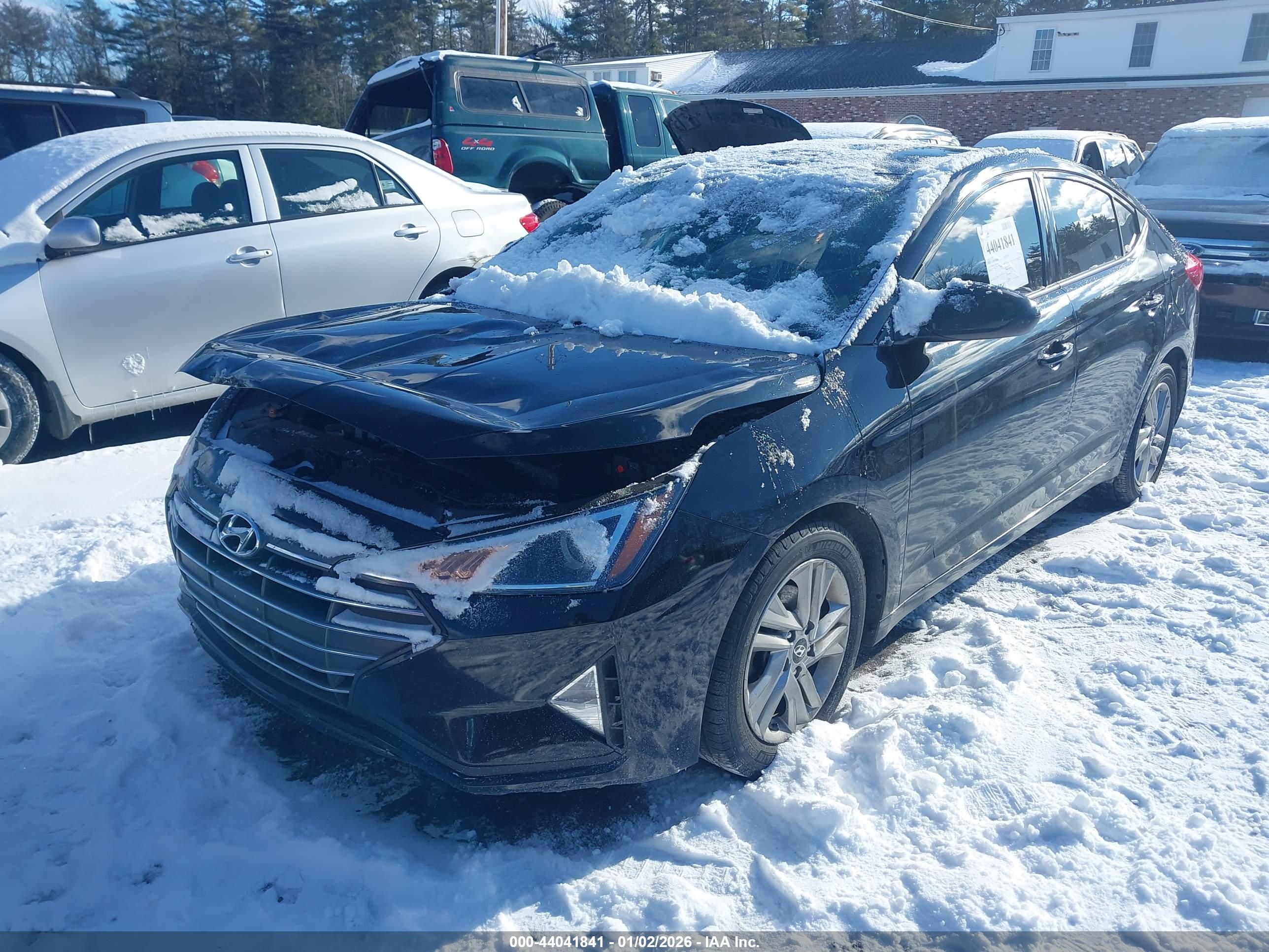 HYUNDAI ELANTRA image 2