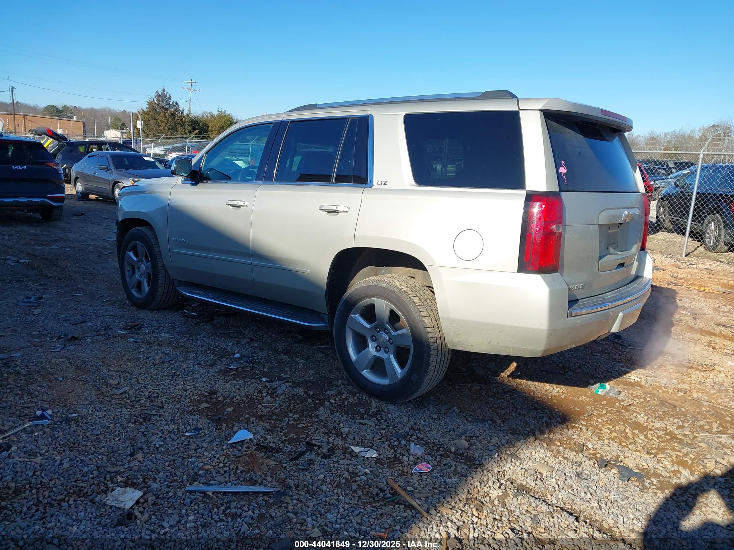 CHEVROLET TAHOE image 3