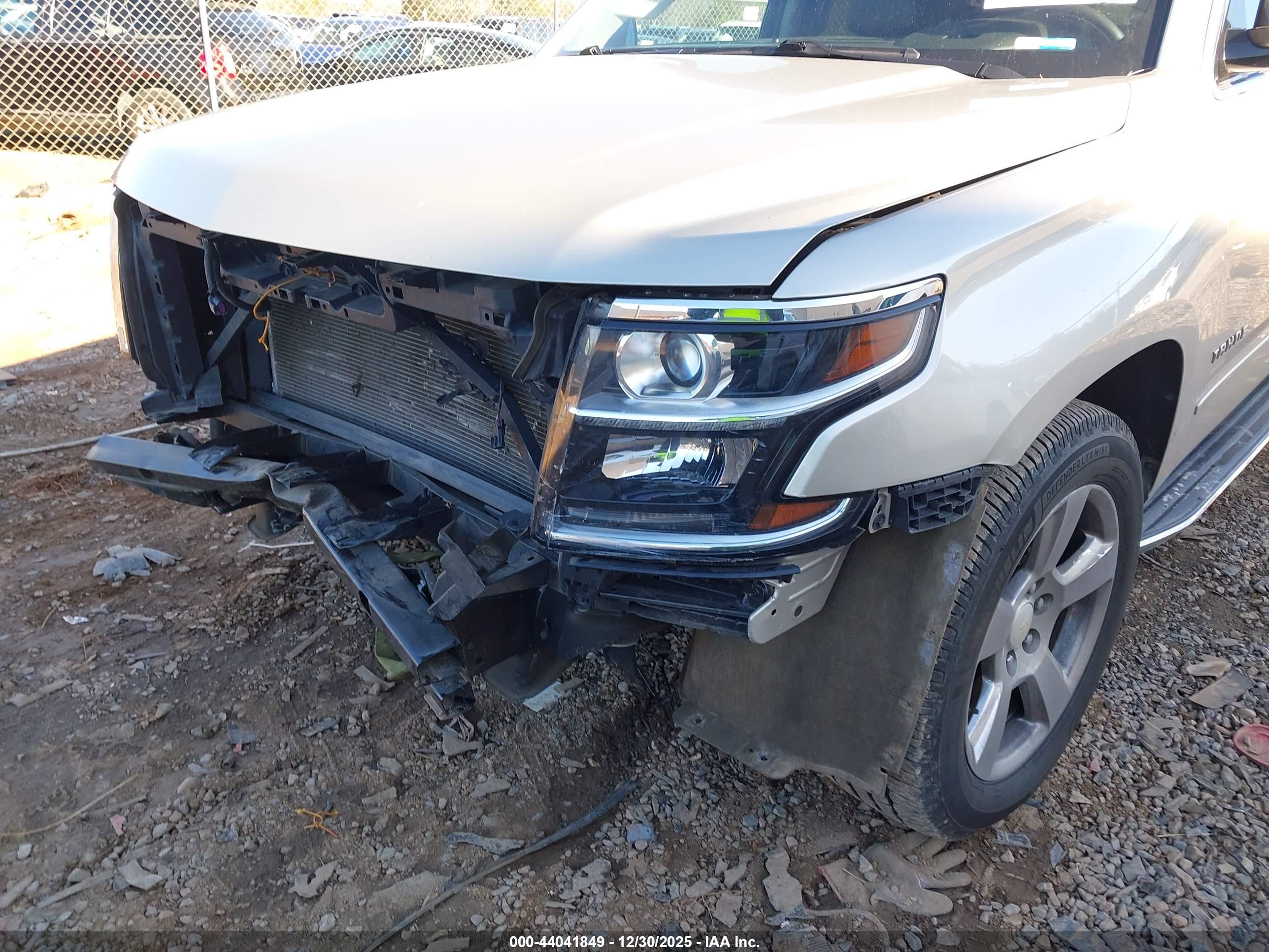 CHEVROLET TAHOE image 6