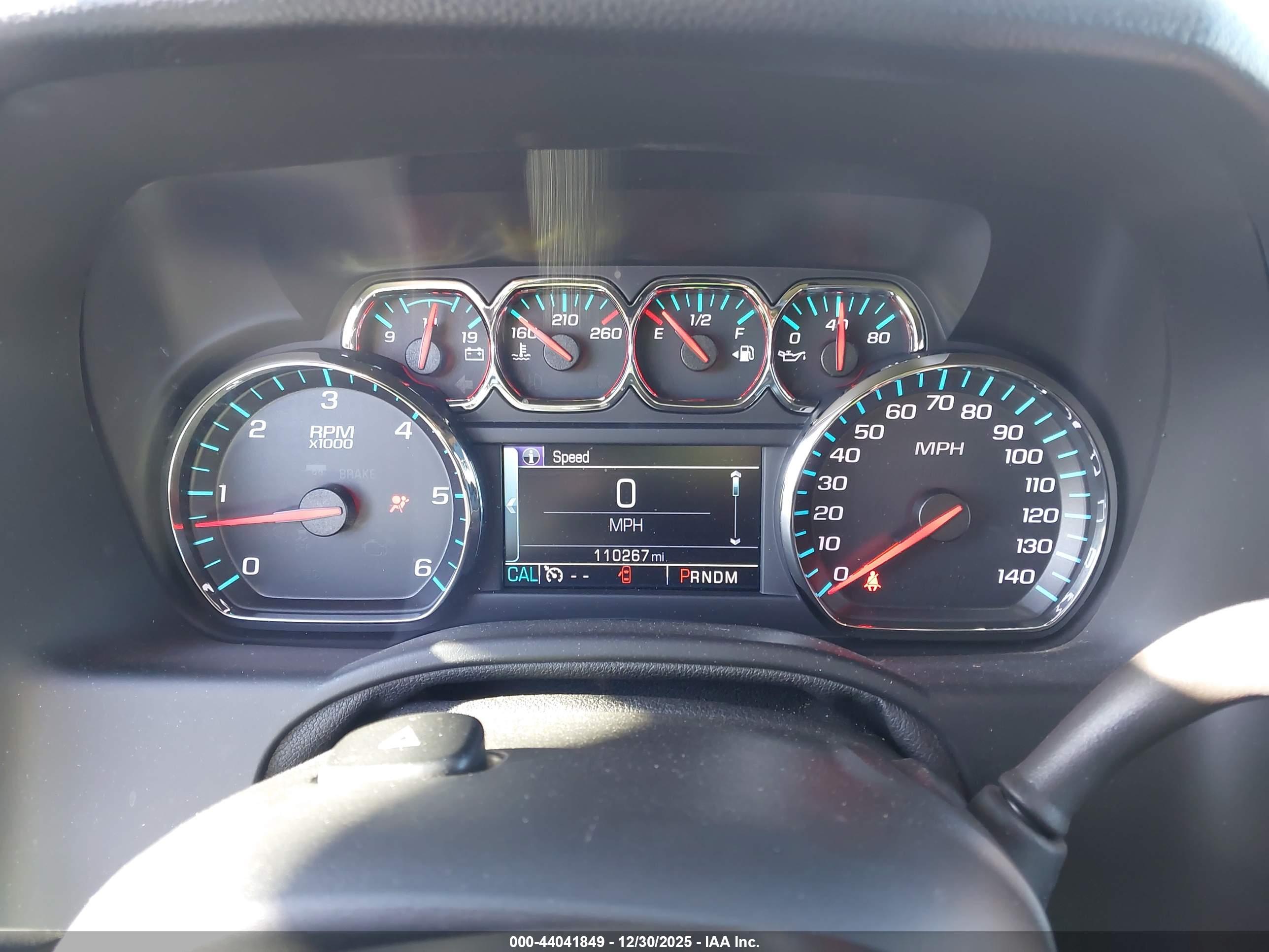 CHEVROLET TAHOE image 7