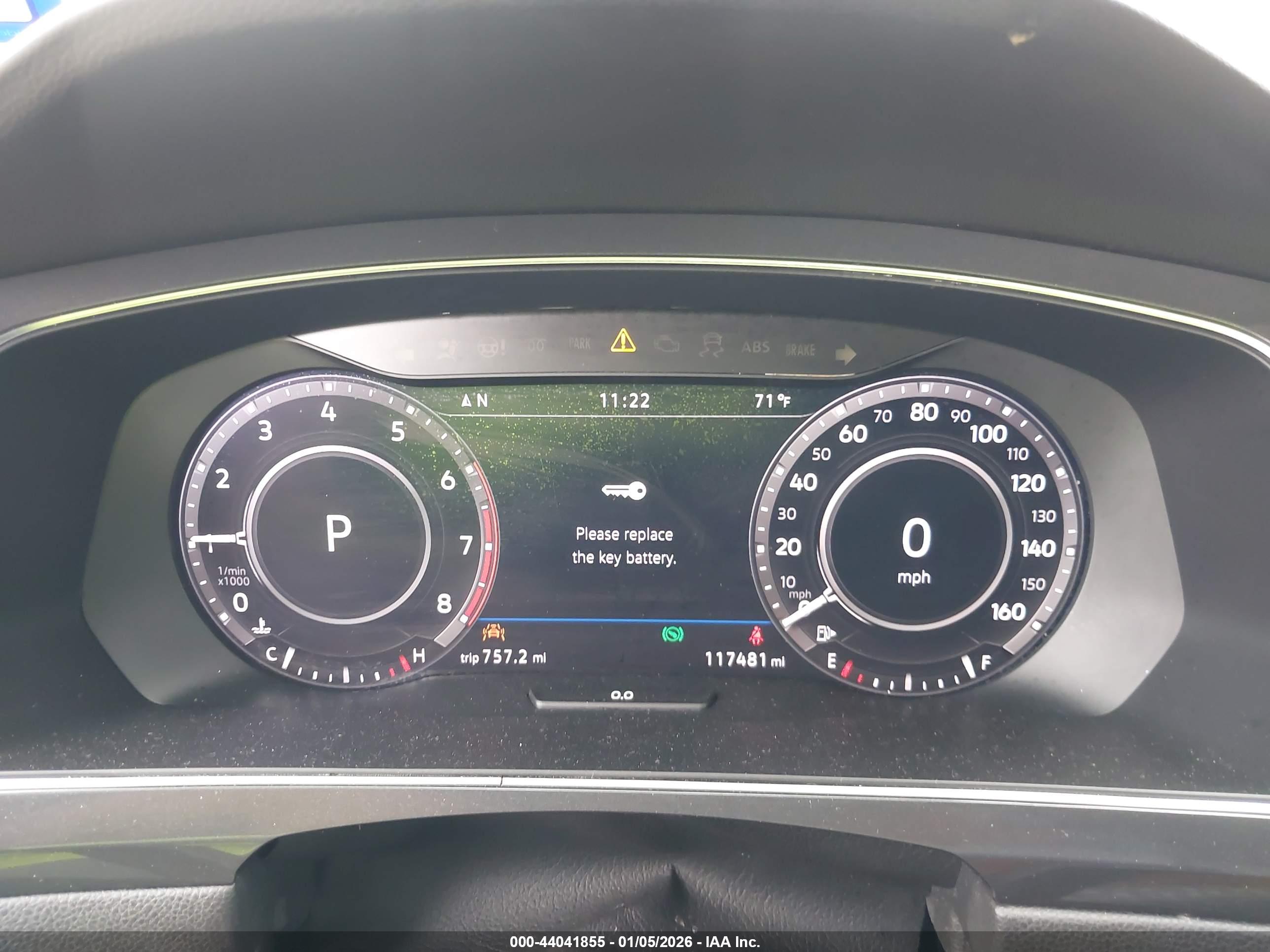 VOLKSWAGEN TIGUAN image 7