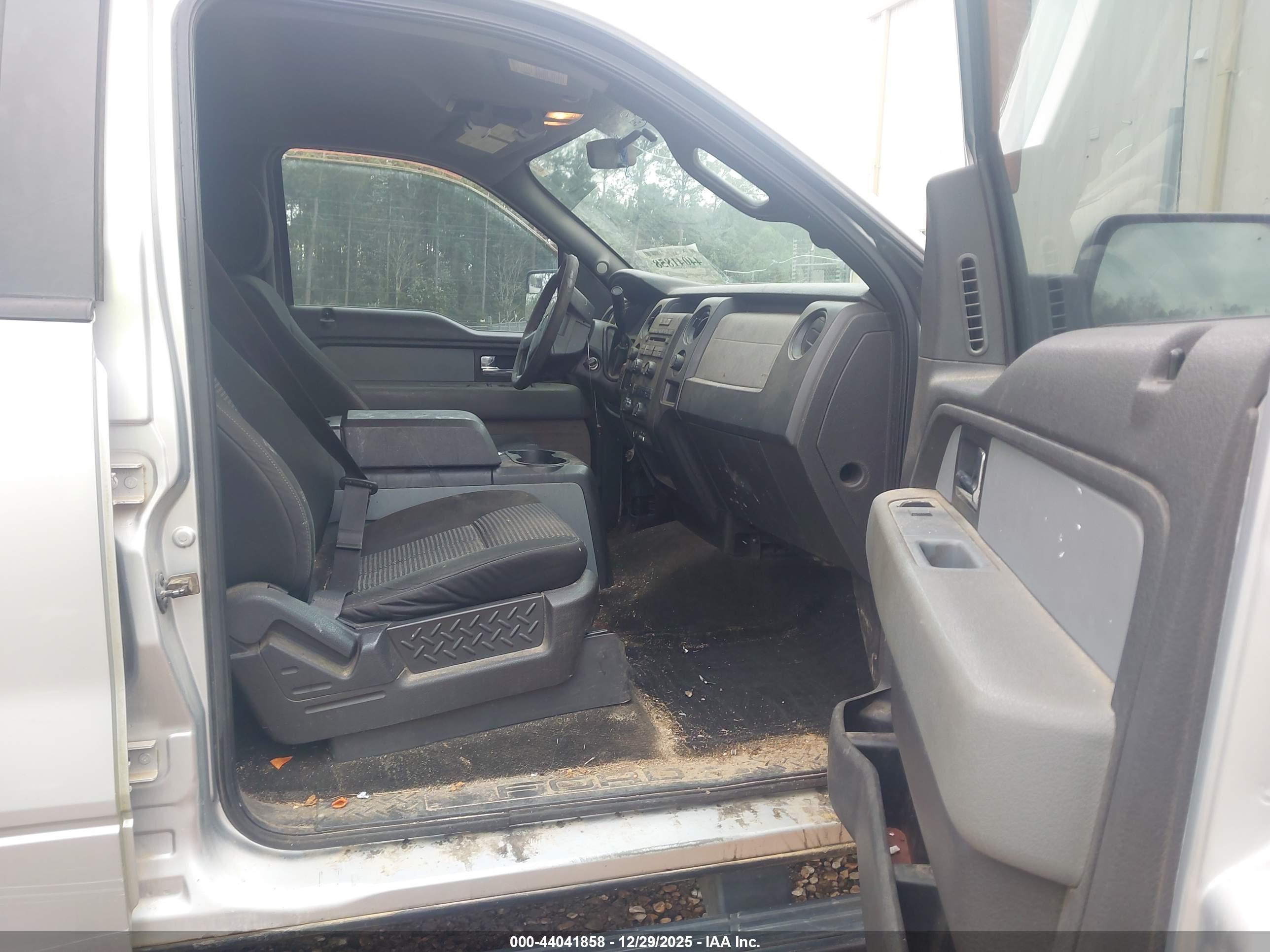 FORD F-150 image 5