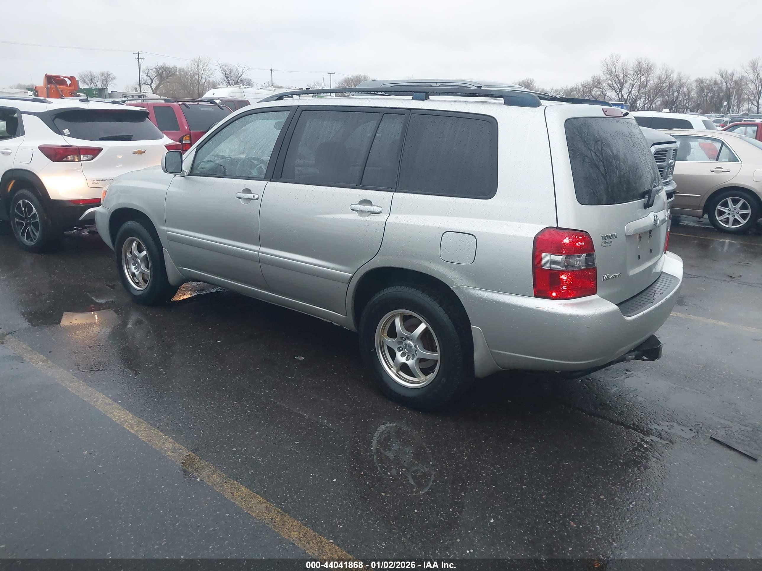 TOYOTA HIGHLANDER image 3