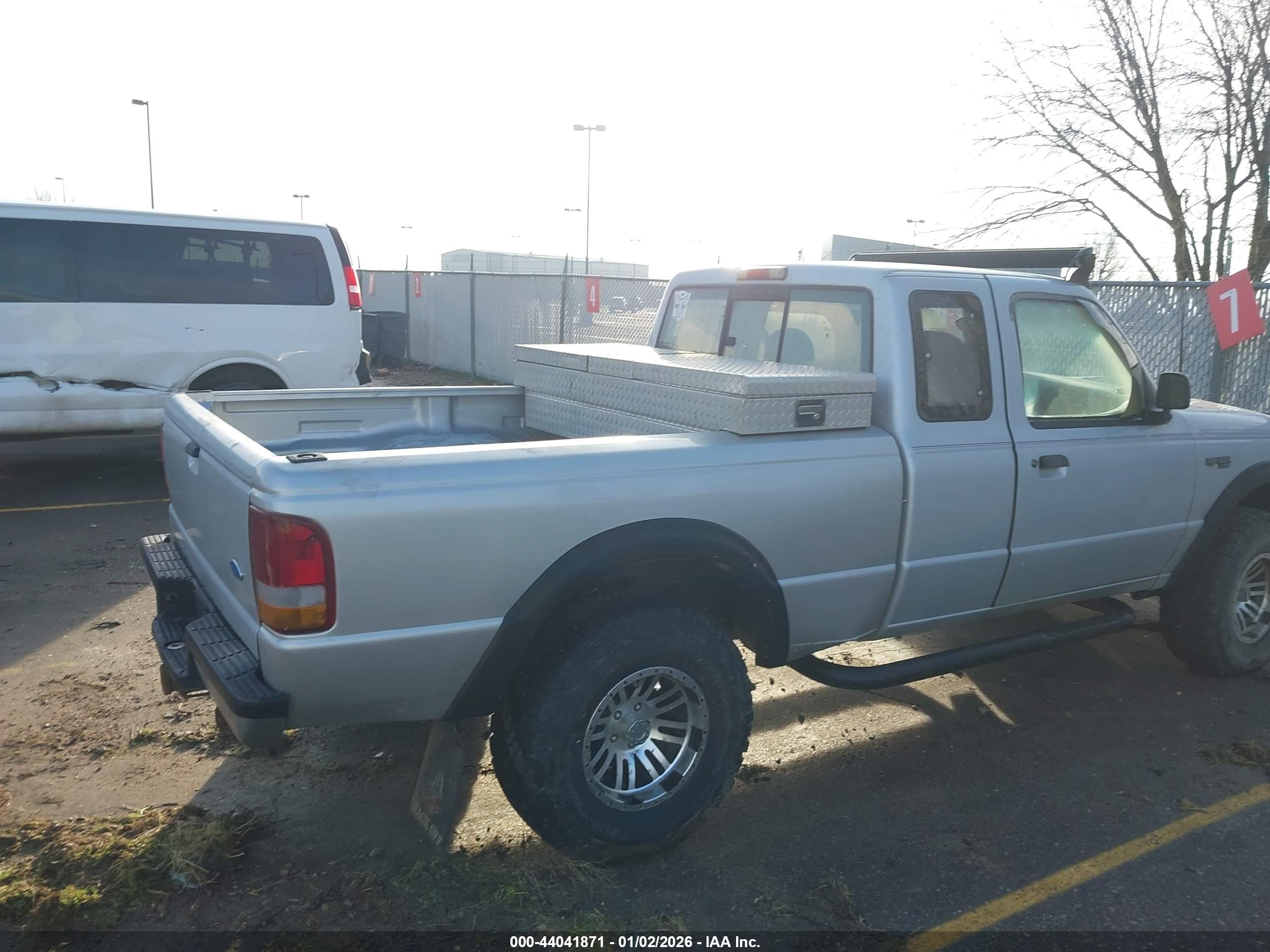 FORD RANGER image 4