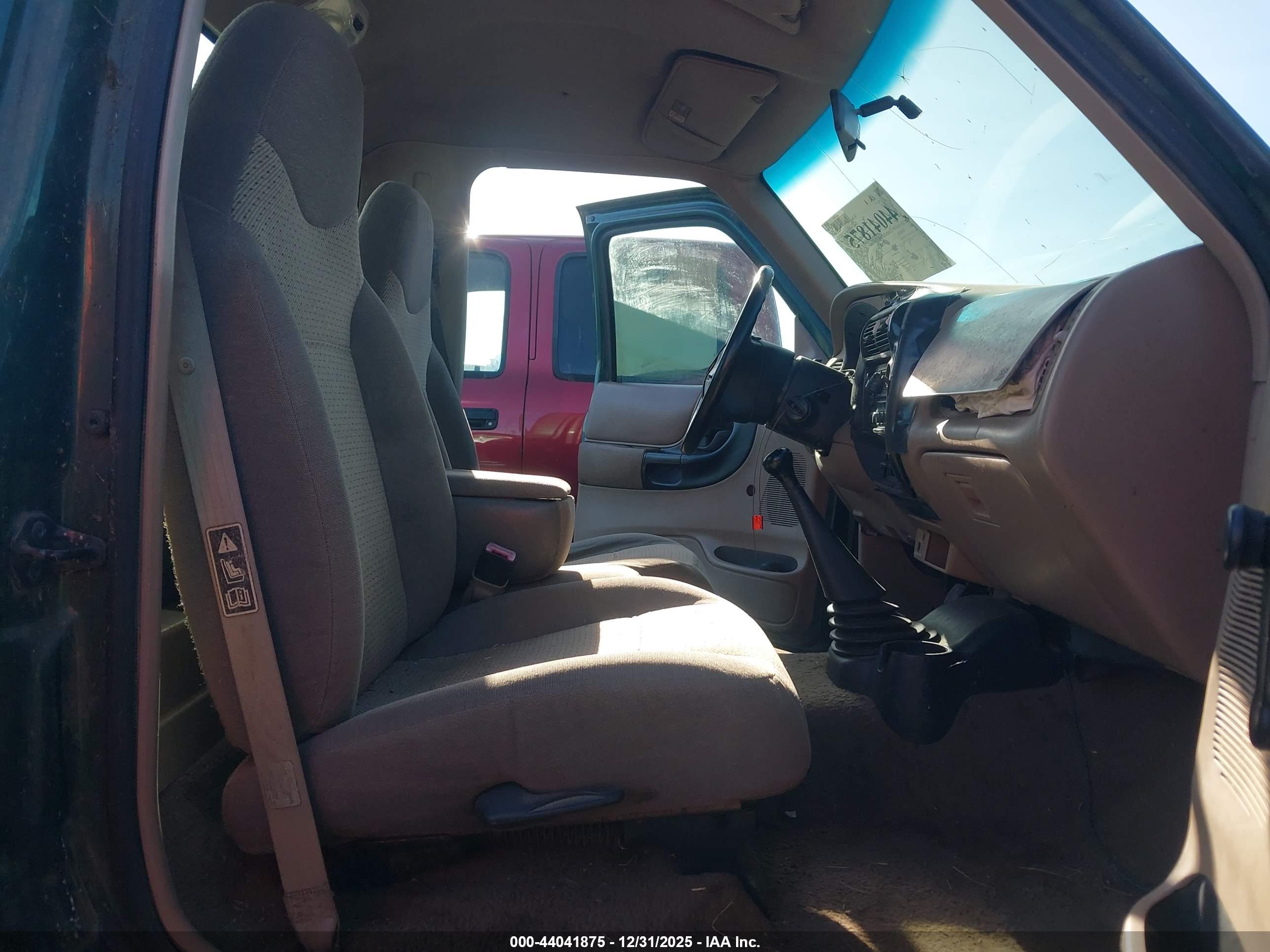 MAZDA B2500 image 8