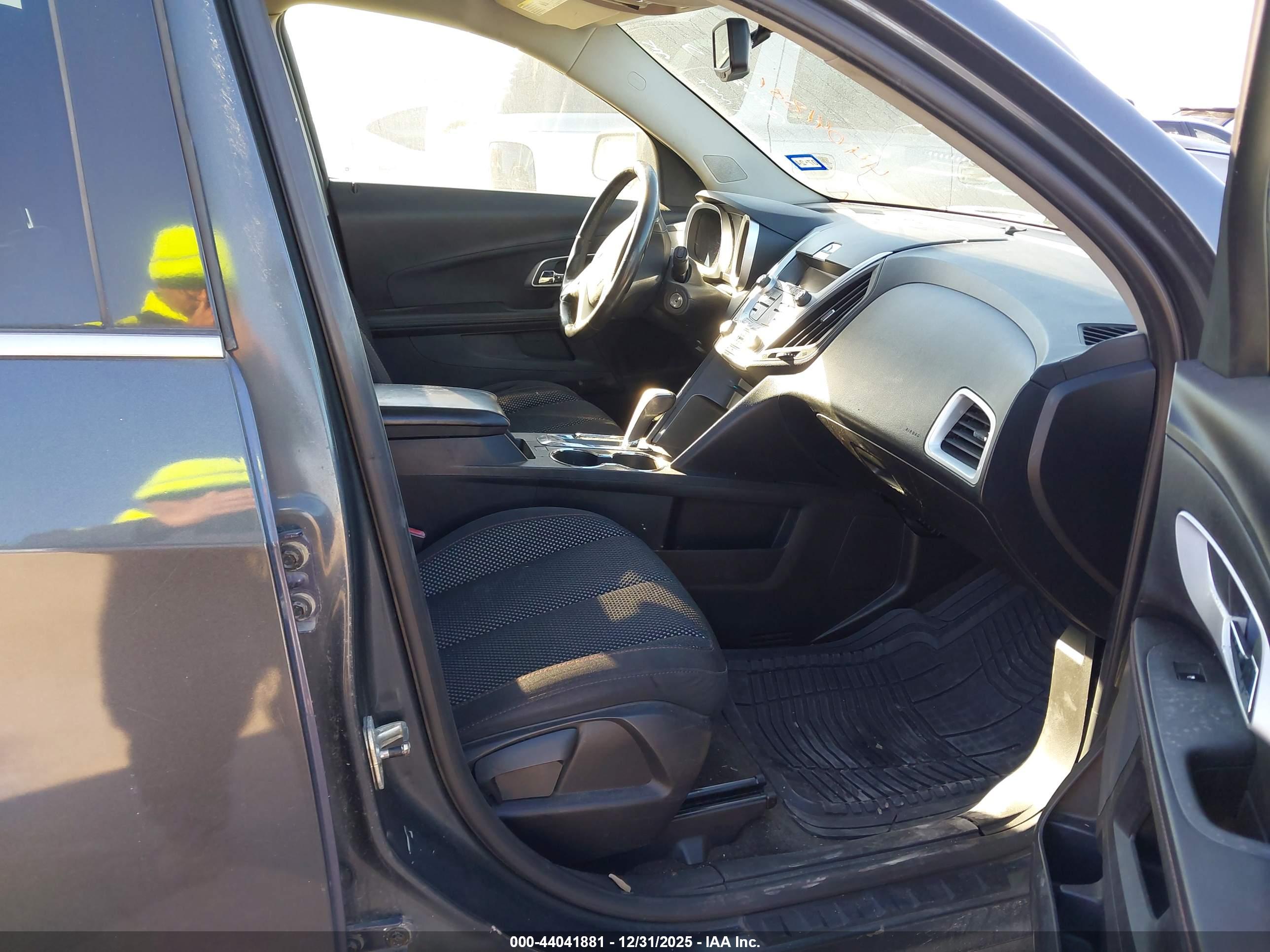 CHEVROLET EQUINOX image 5