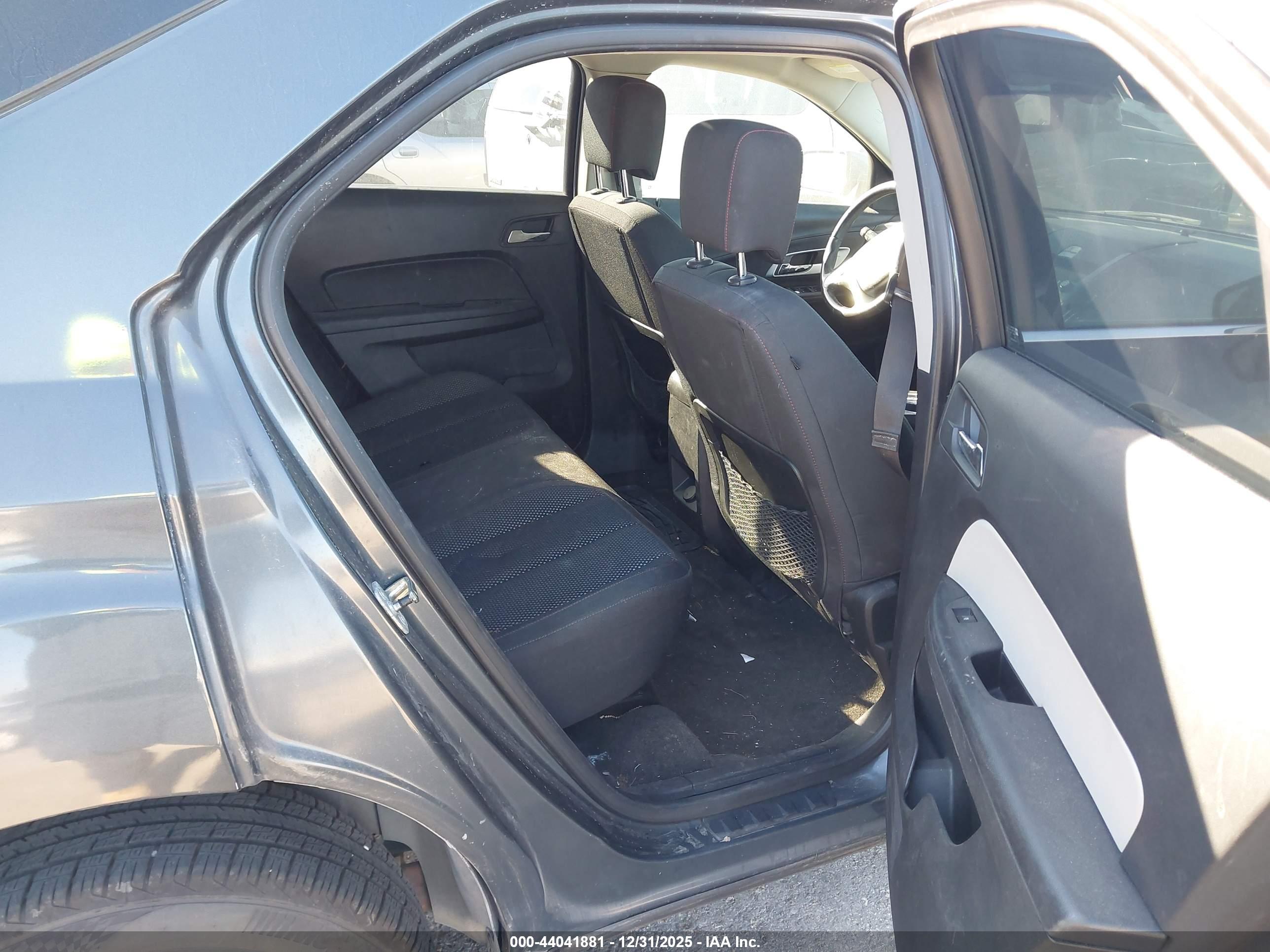 CHEVROLET EQUINOX image 8