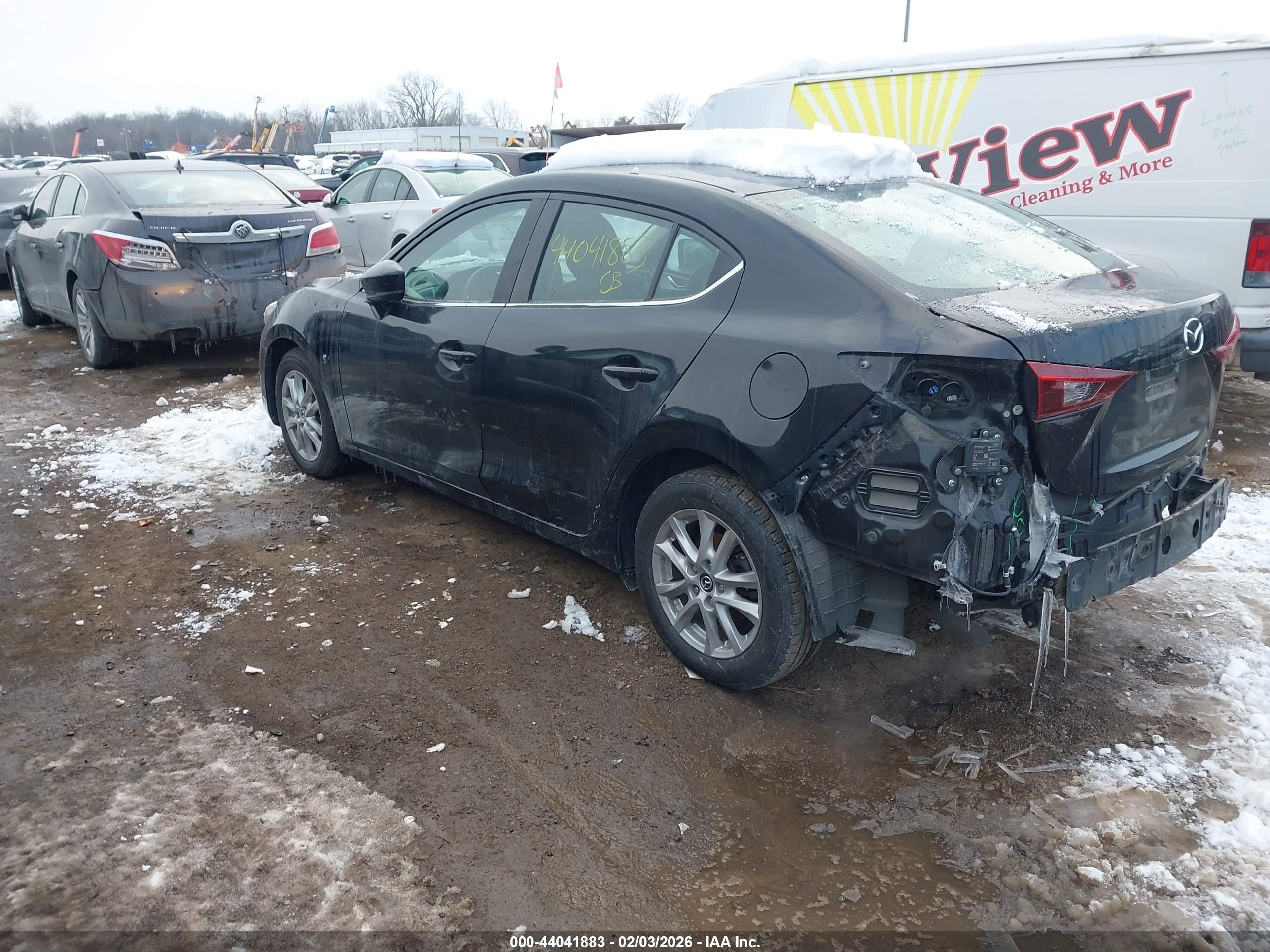 MAZDA MAZDA3 image 3