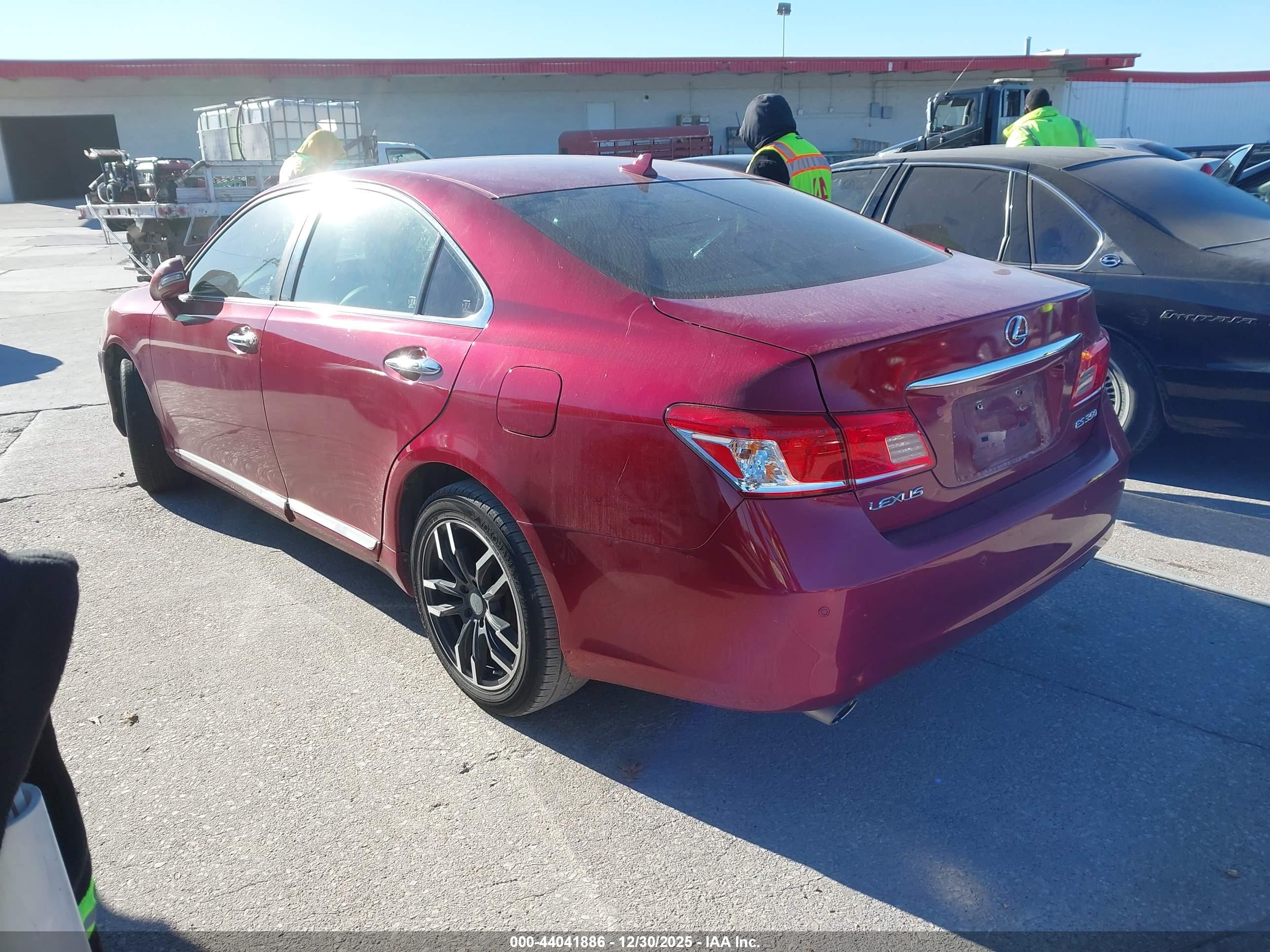 LEXUS ES image 3