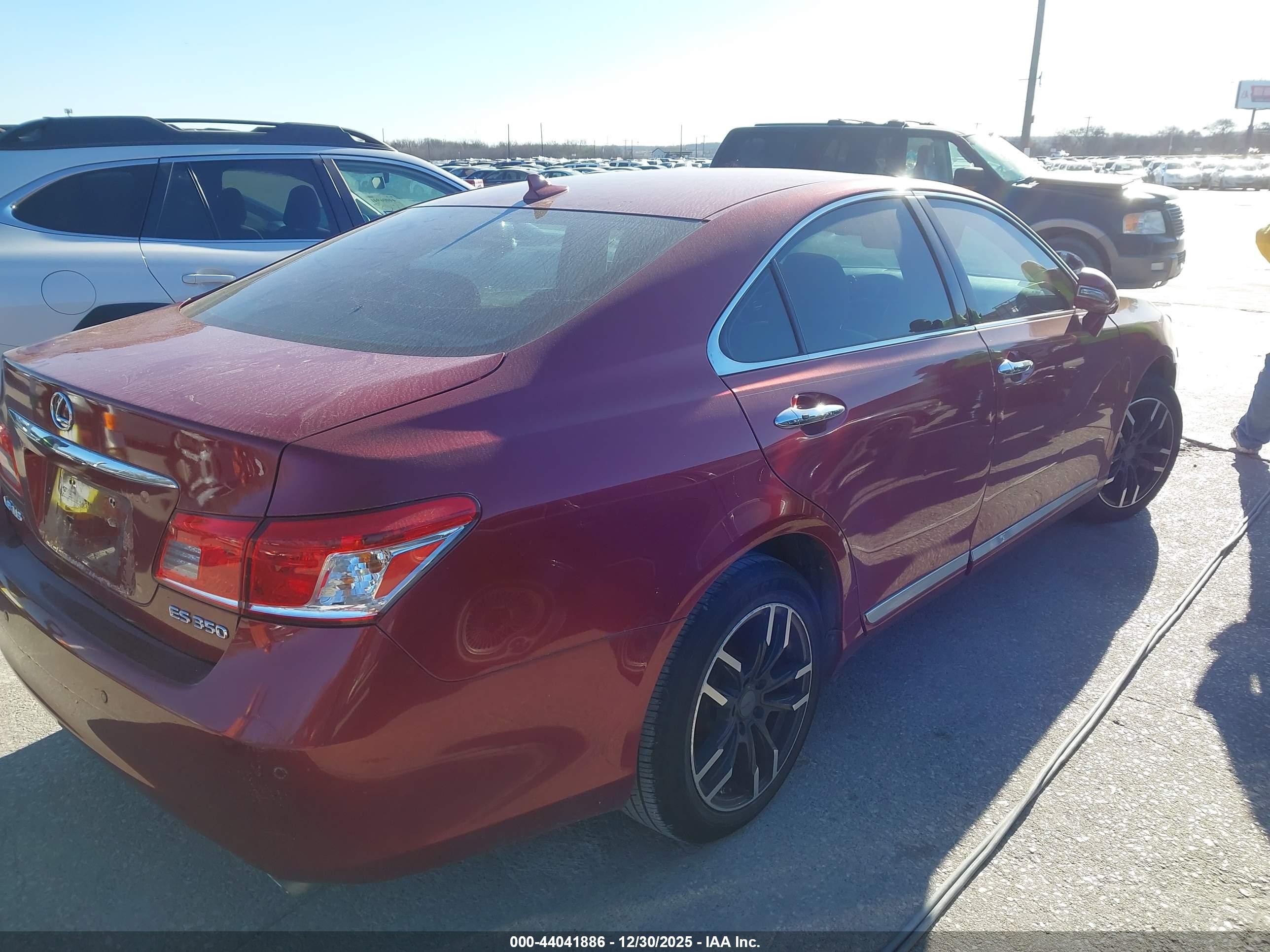 LEXUS ES image 4