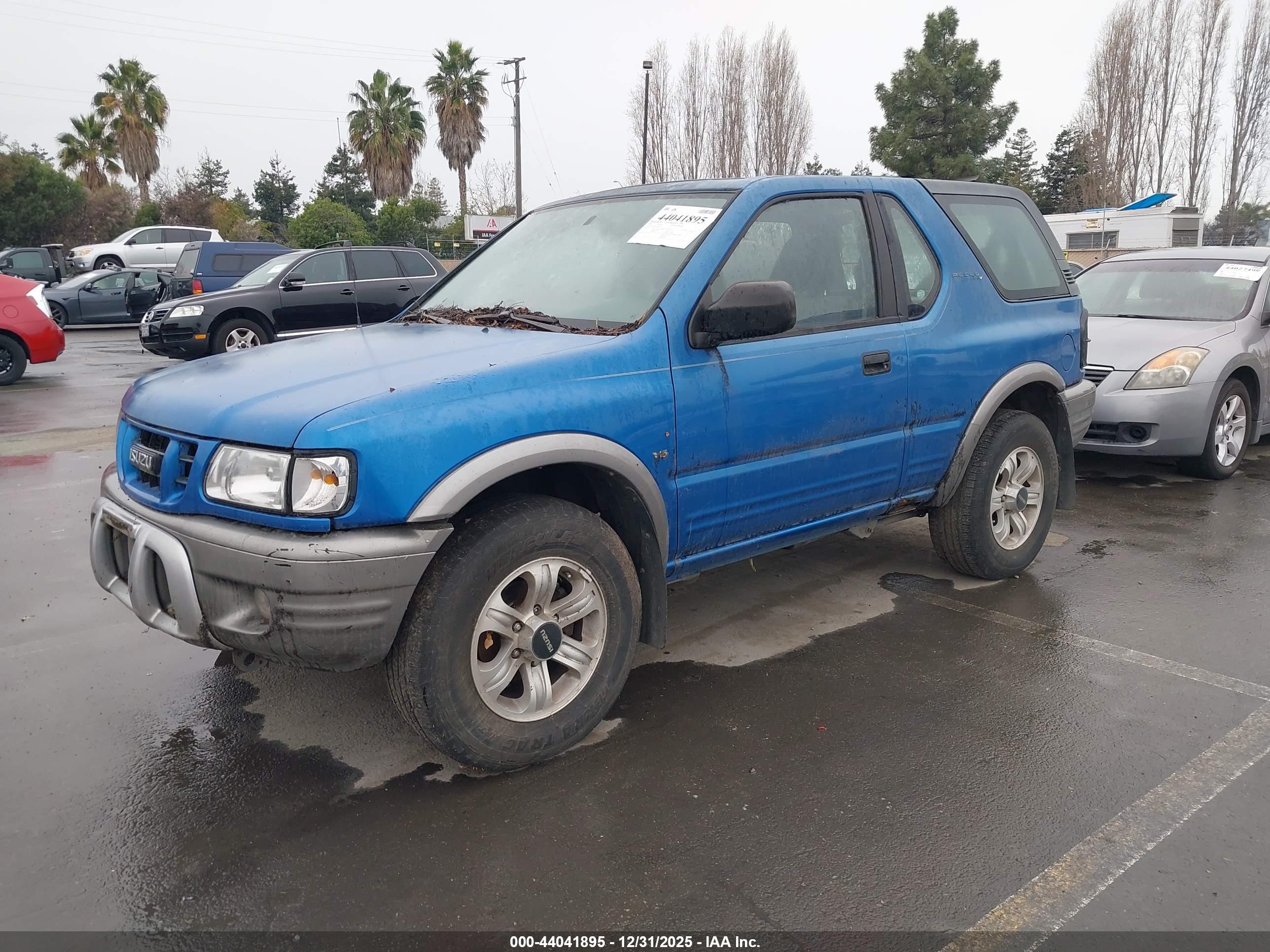 ISUZU RODEO image 2