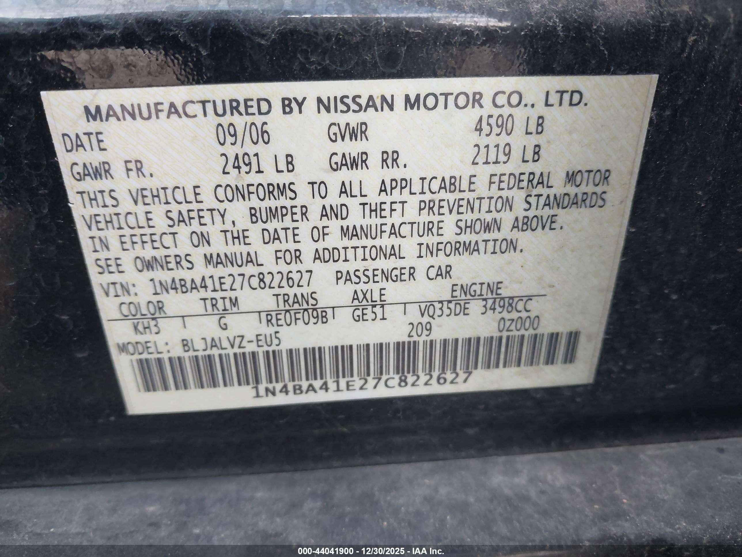 NISSAN MAXIMA image 9