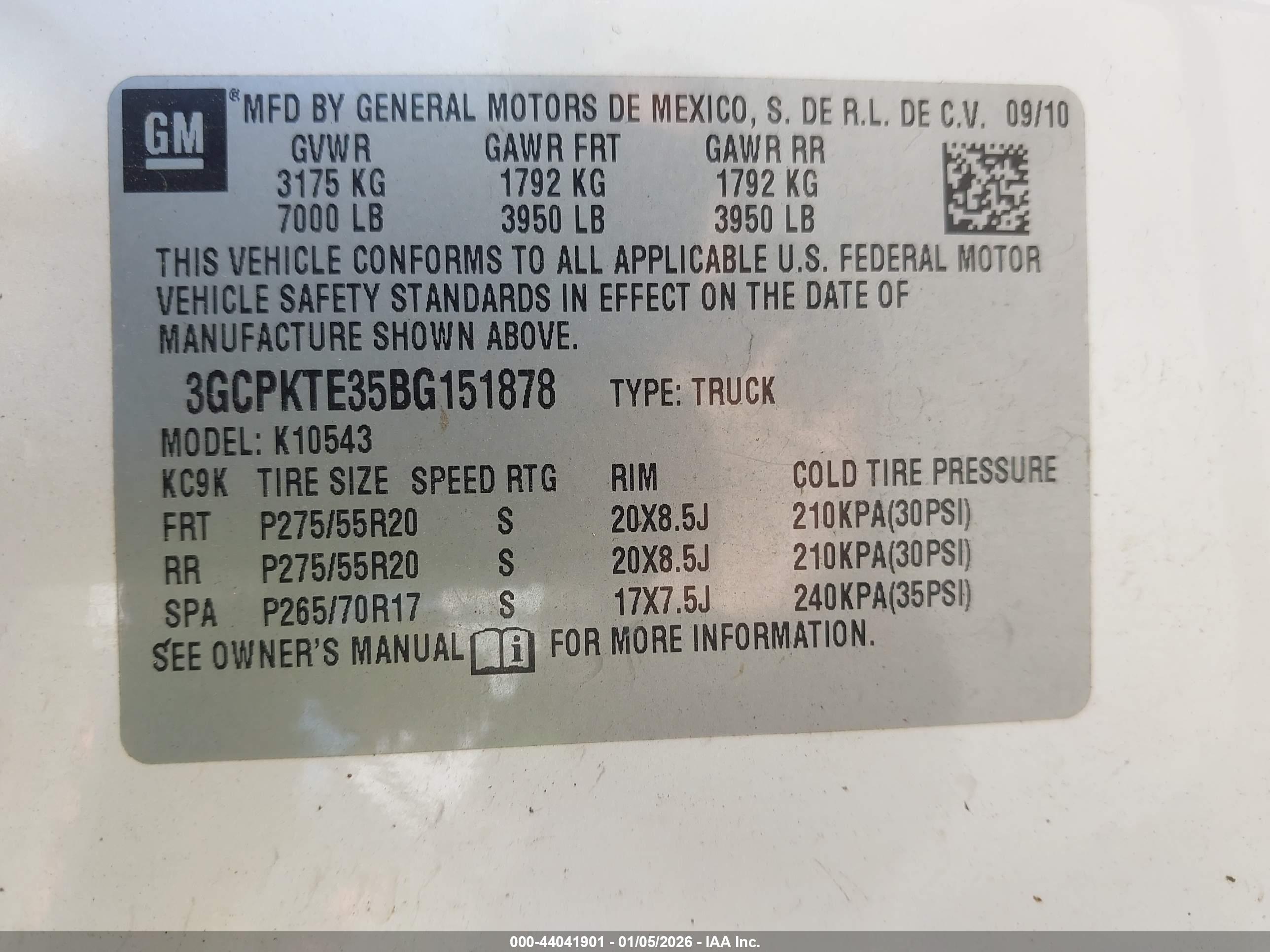 CHEVROLET SILVERADO image 9