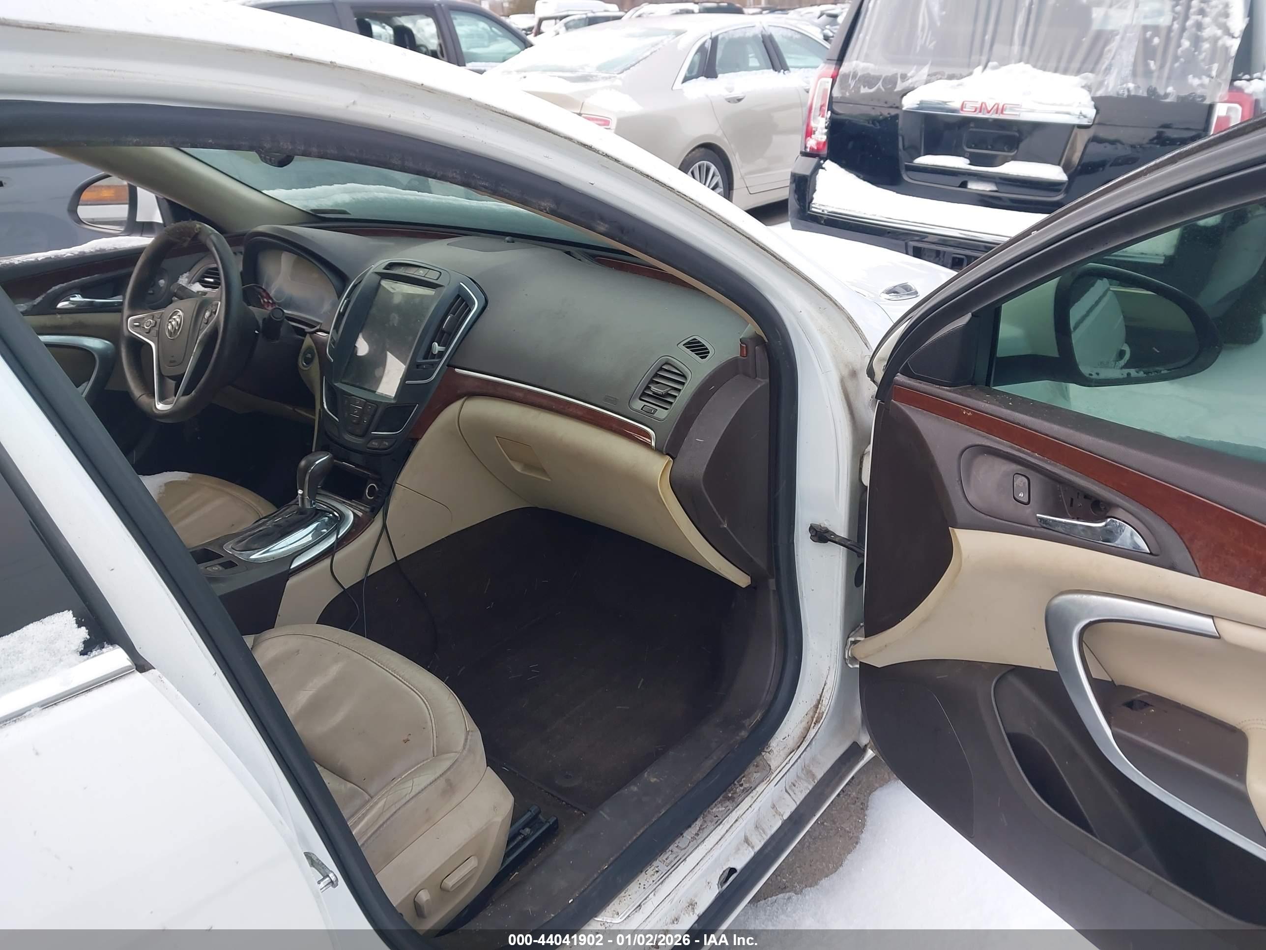 BUICK REGAL image 5