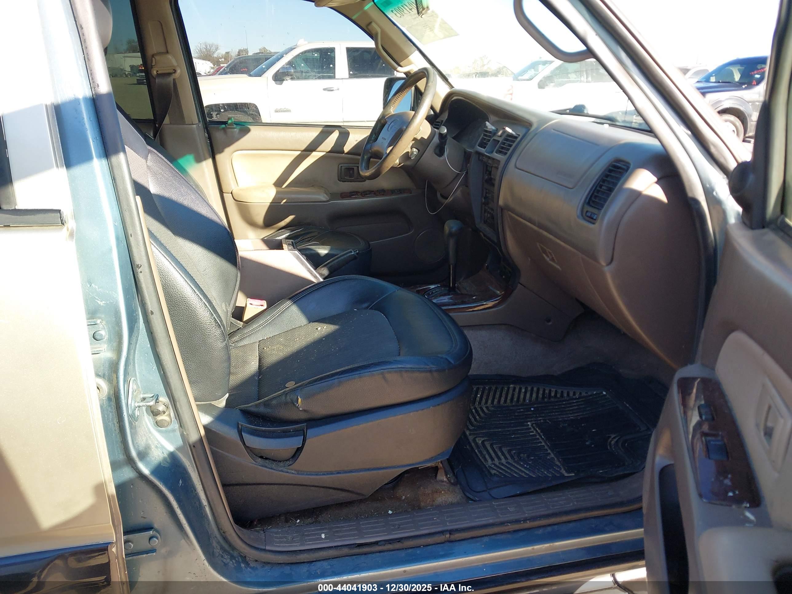 TOYOTA 4RUNNER image 5