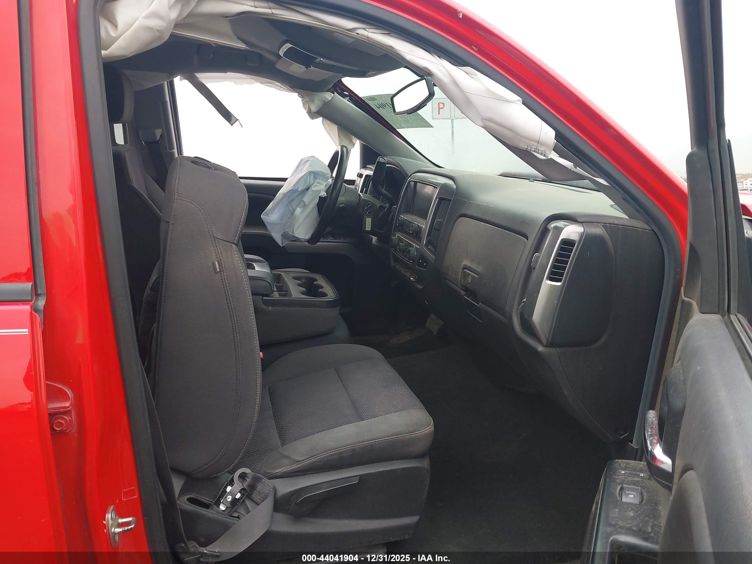 CHEVROLET SILVERADO image 5