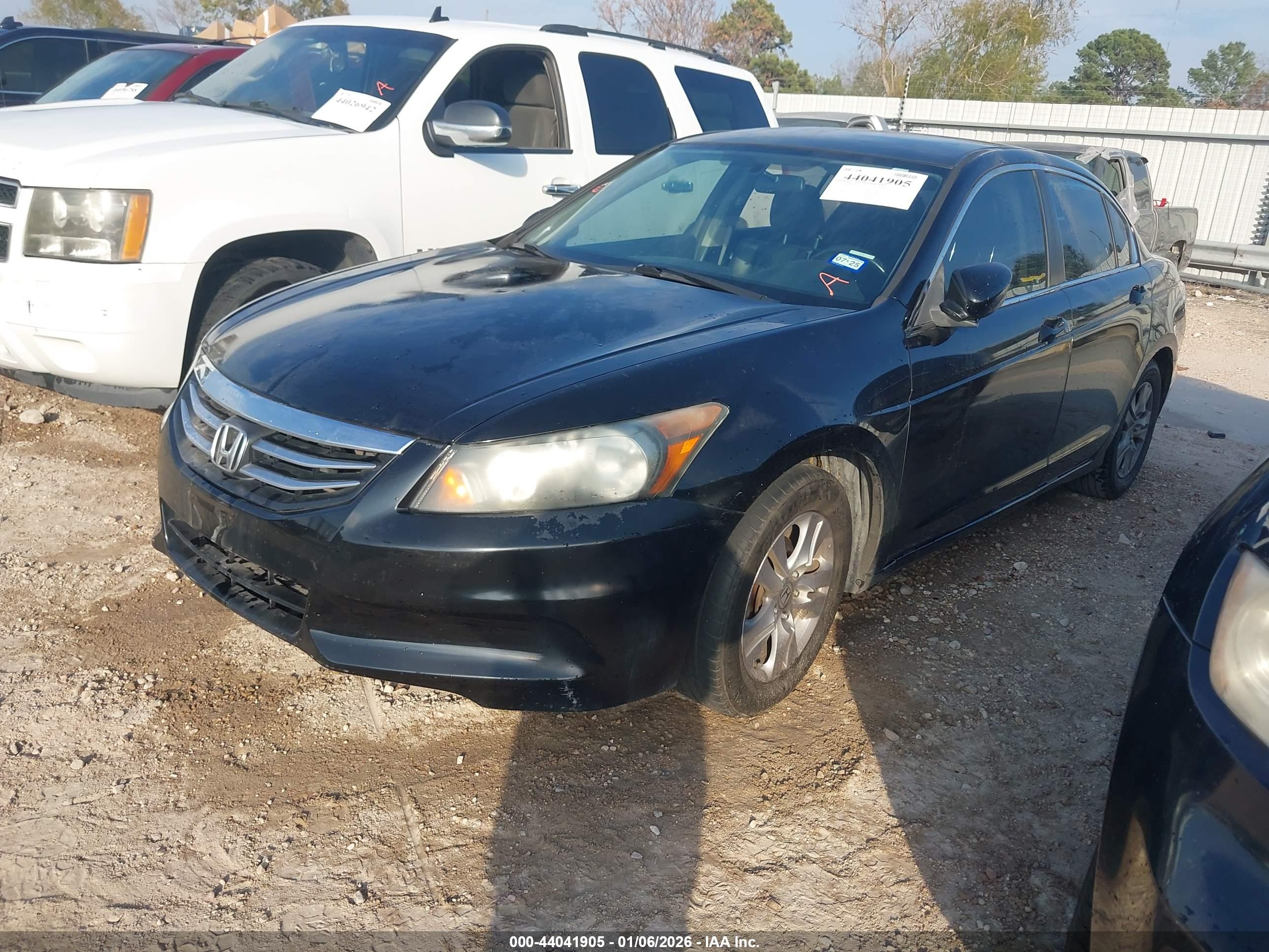 HONDA ACCORD image 2