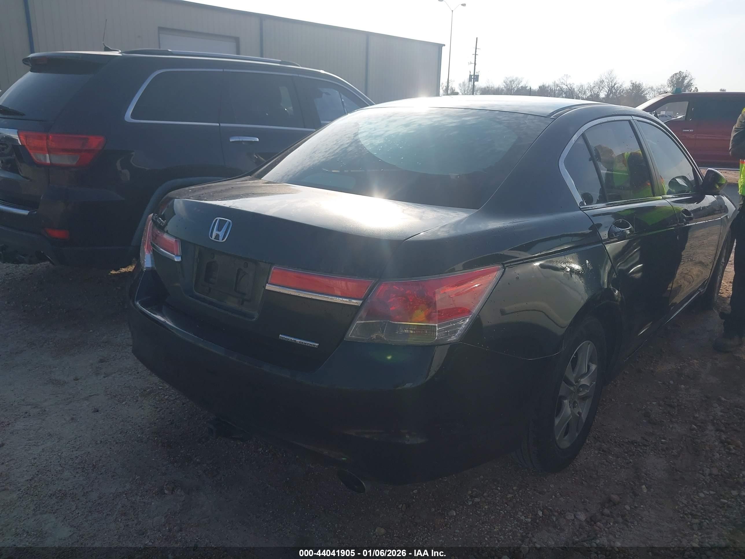 HONDA ACCORD image 4