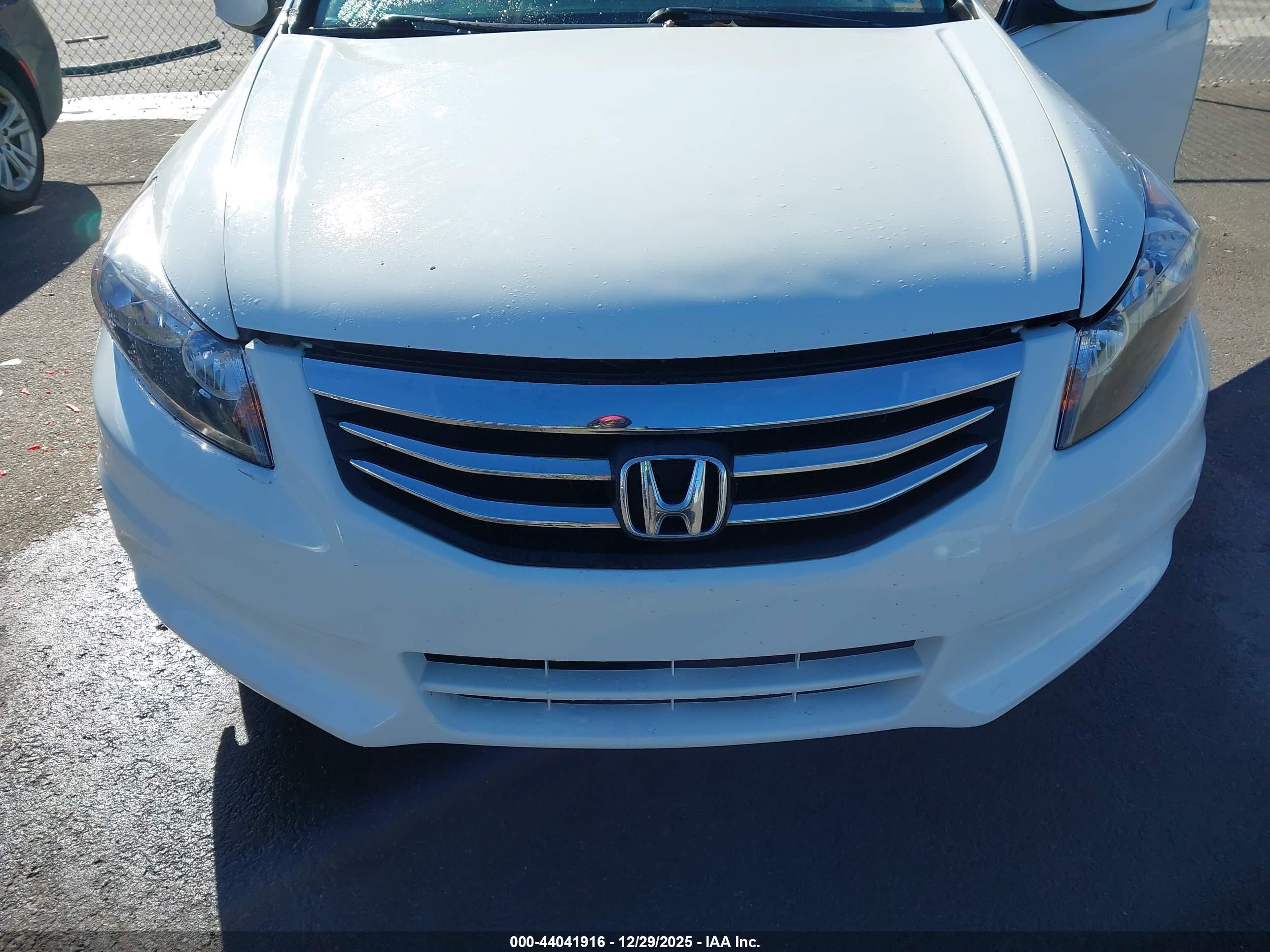 HONDA ACCORD image 6