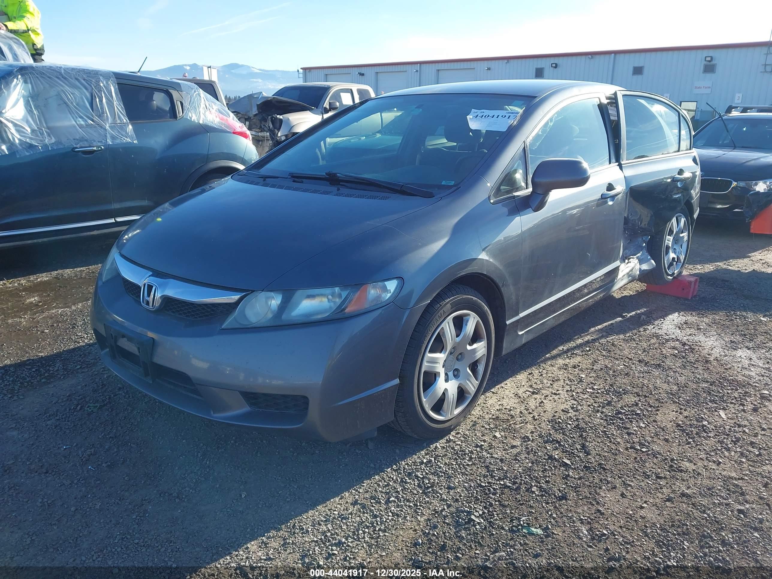 HONDA CIVIC image 2