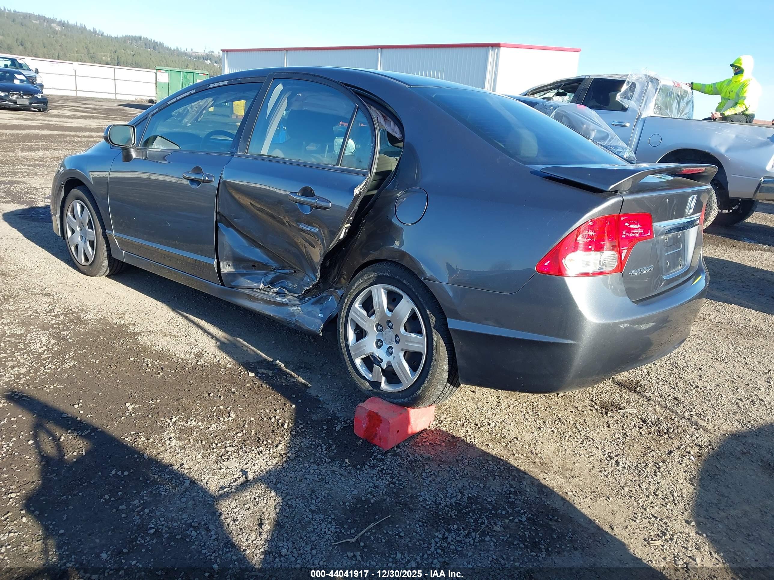 HONDA CIVIC image 3