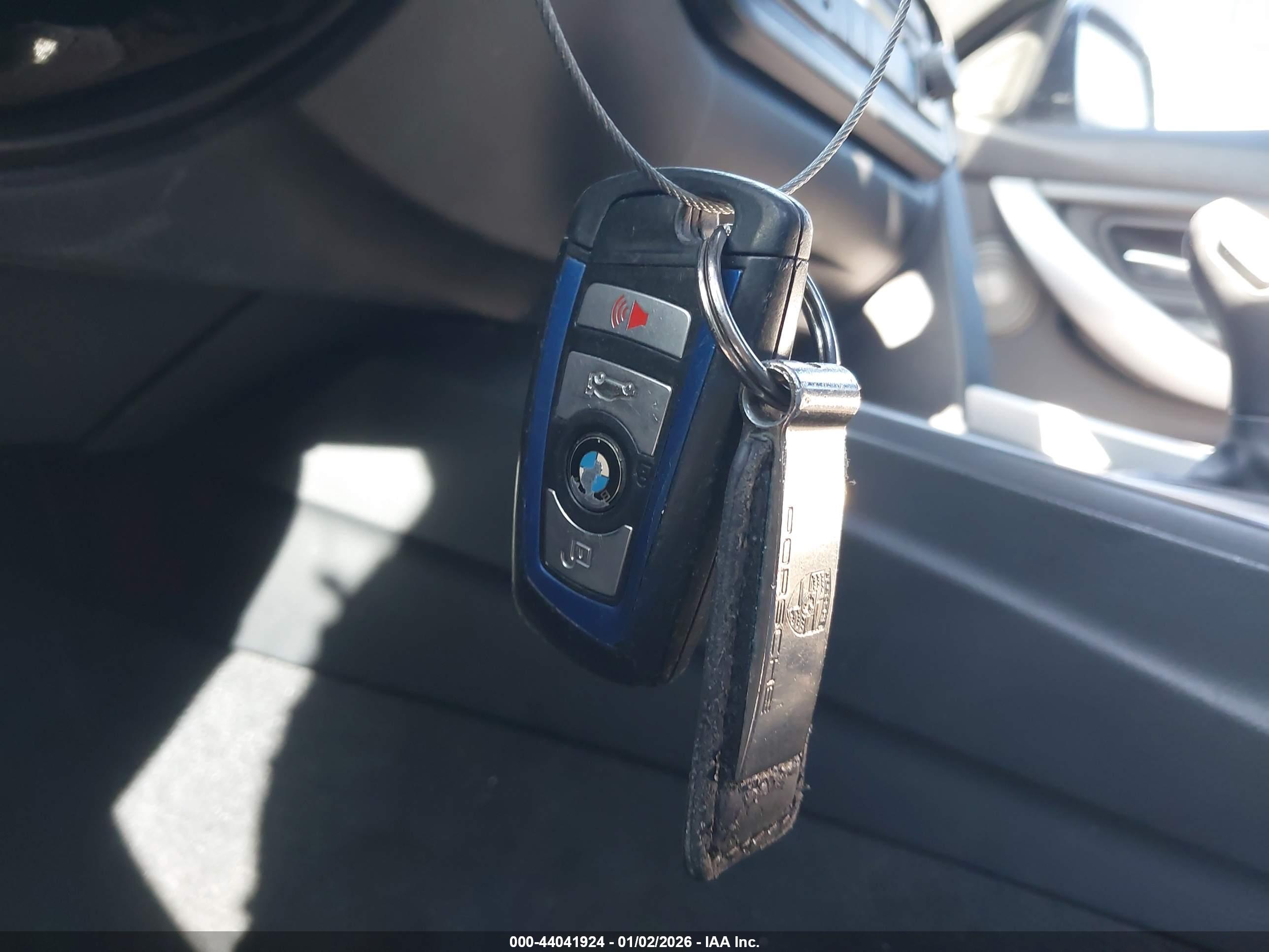 BMW 335I image 11