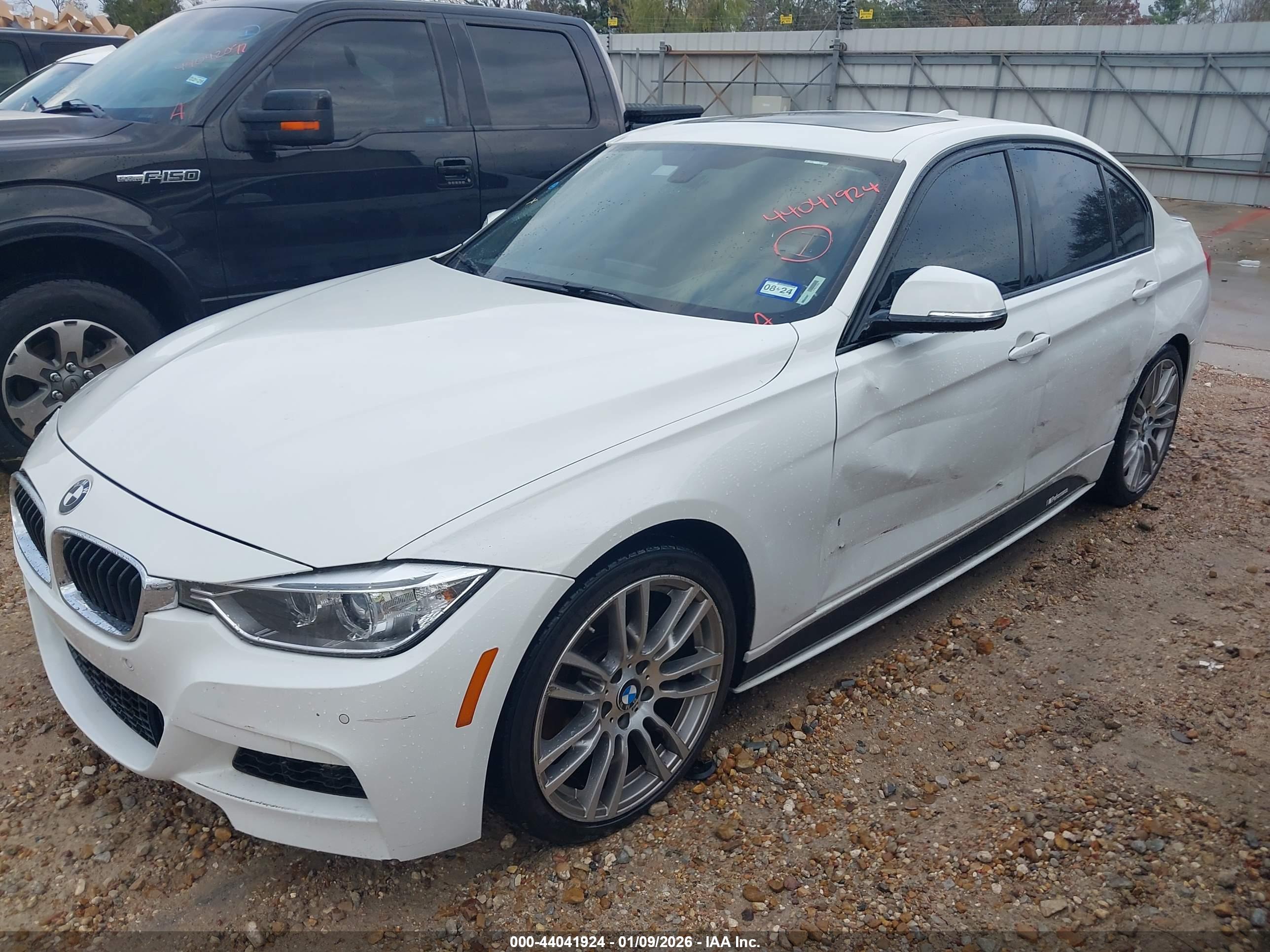 BMW 335I image 2