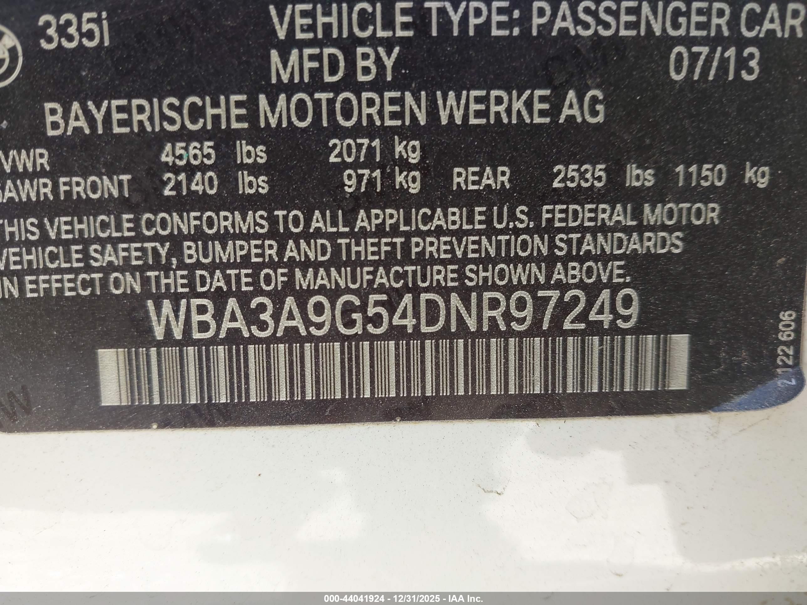 BMW 335I image 9