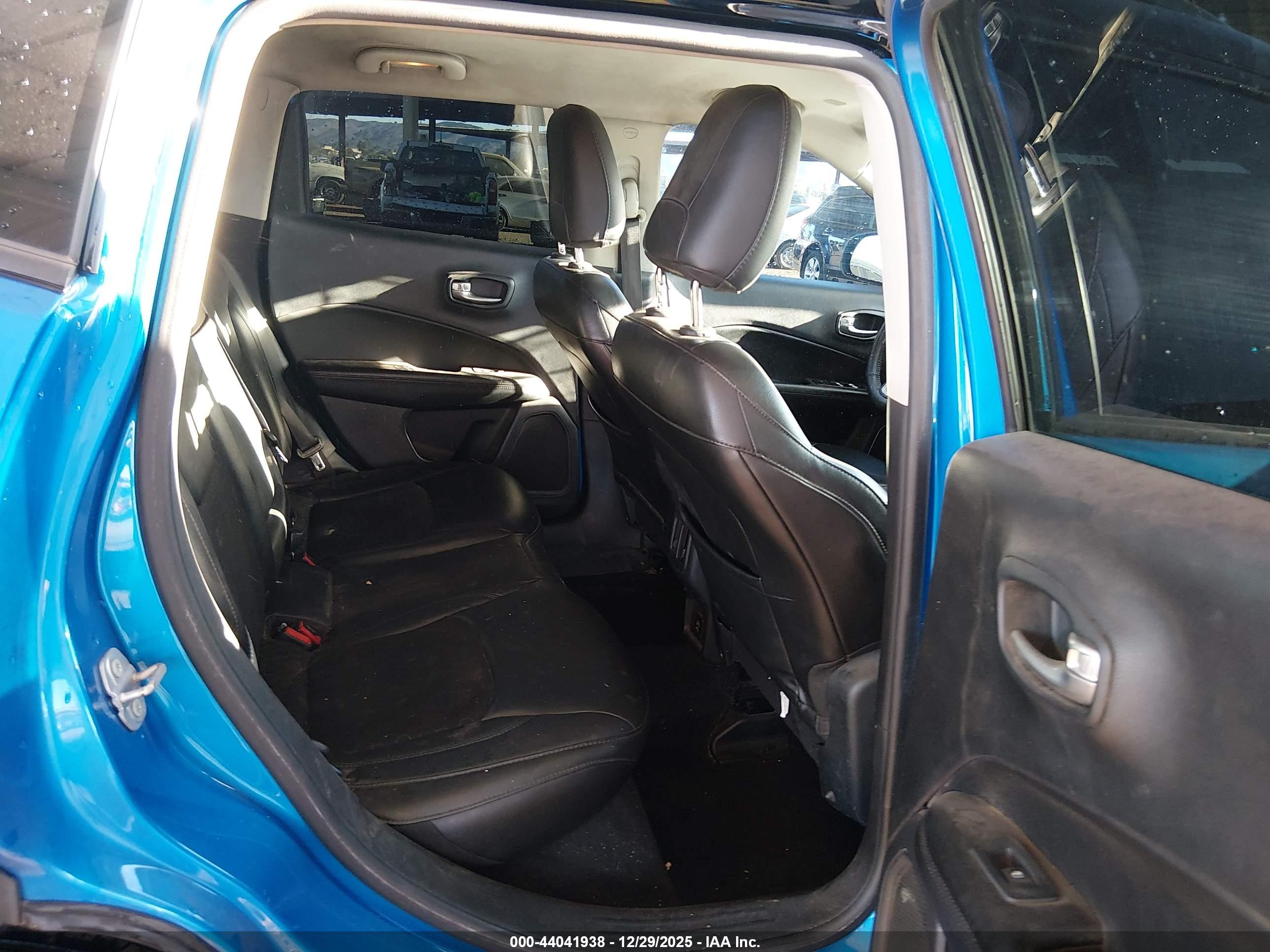 JEEP COMPASS image 8