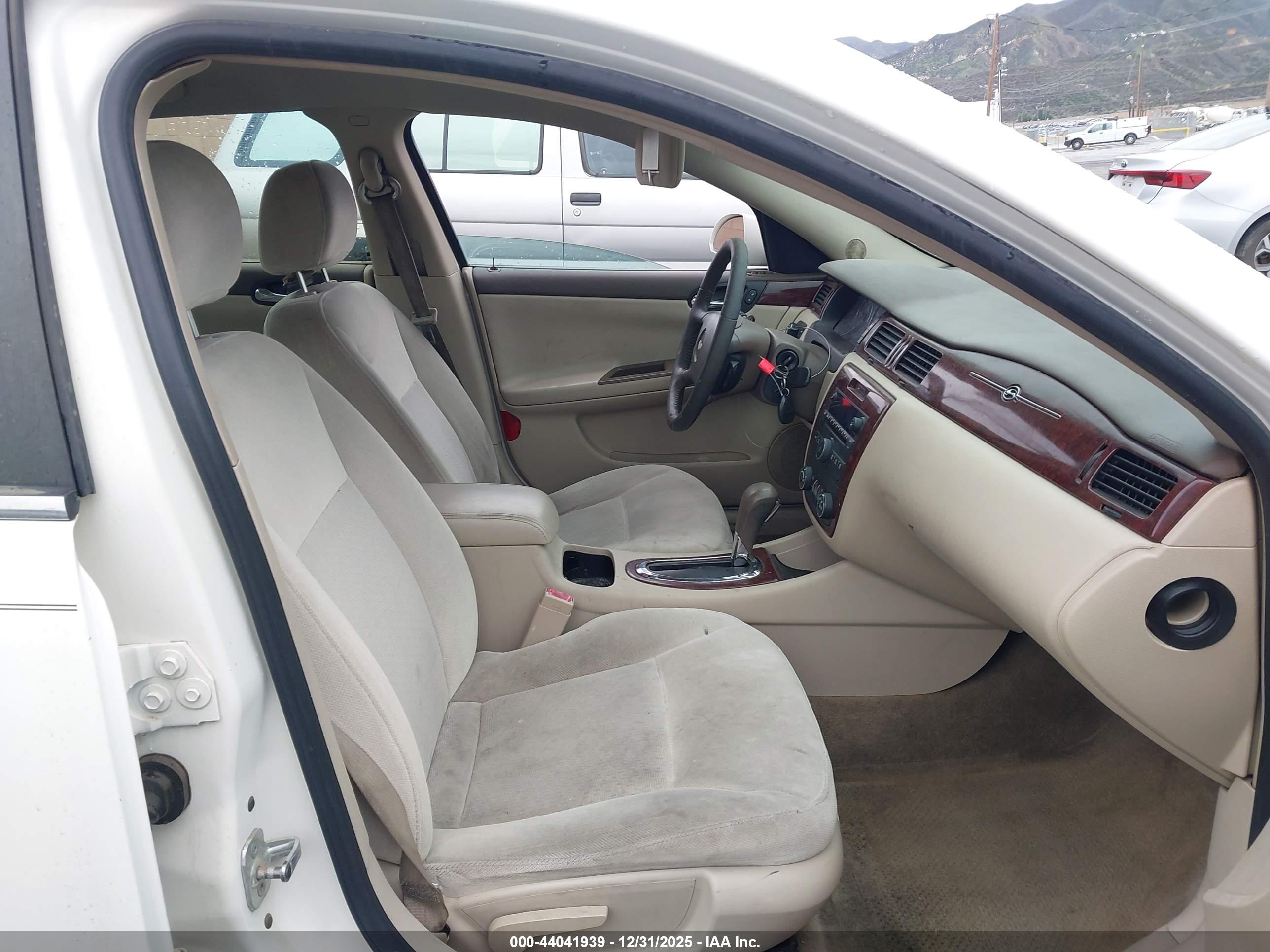 CHEVROLET IMPALA image 5
