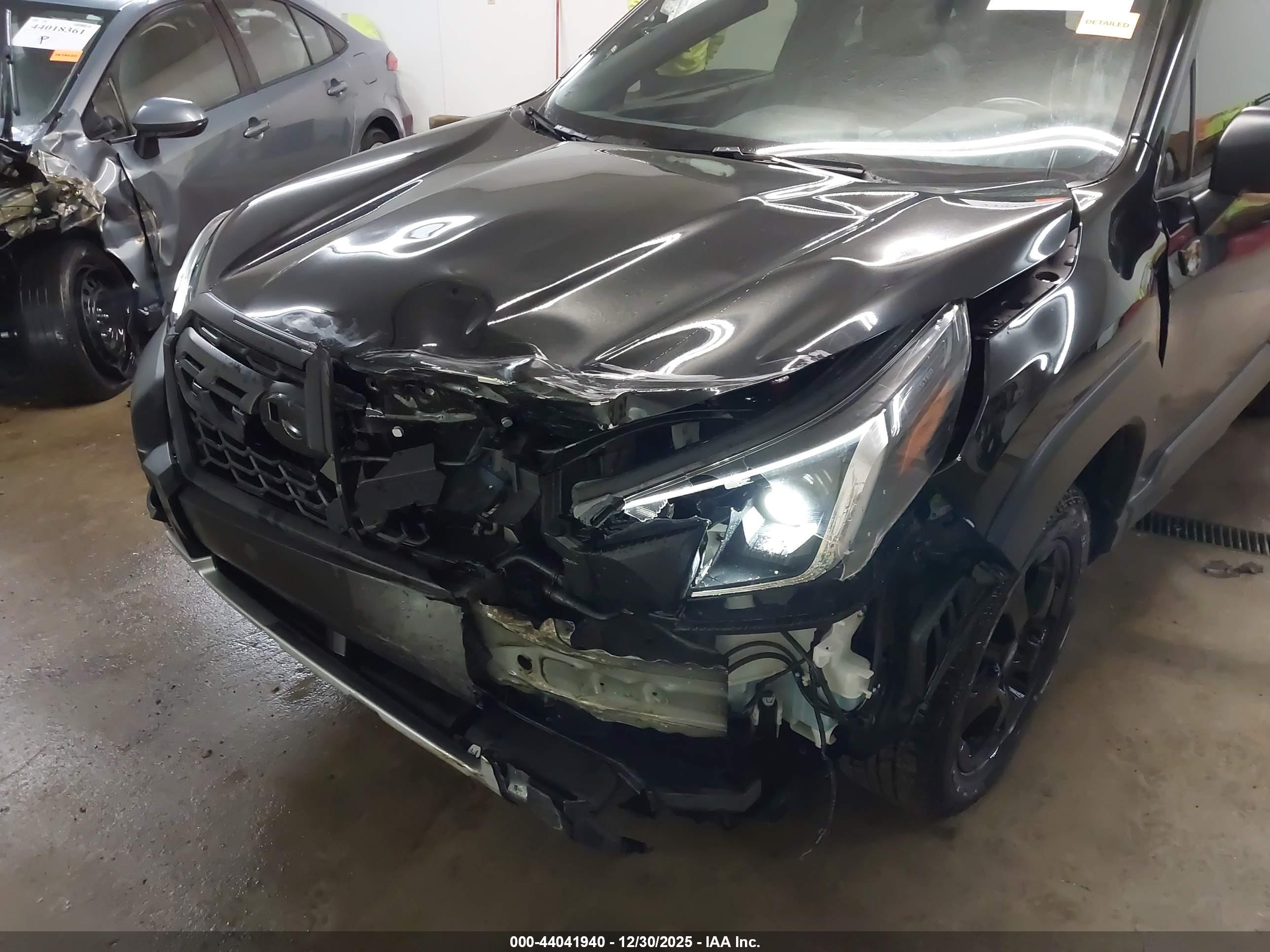 SUBARU FORESTER image 6