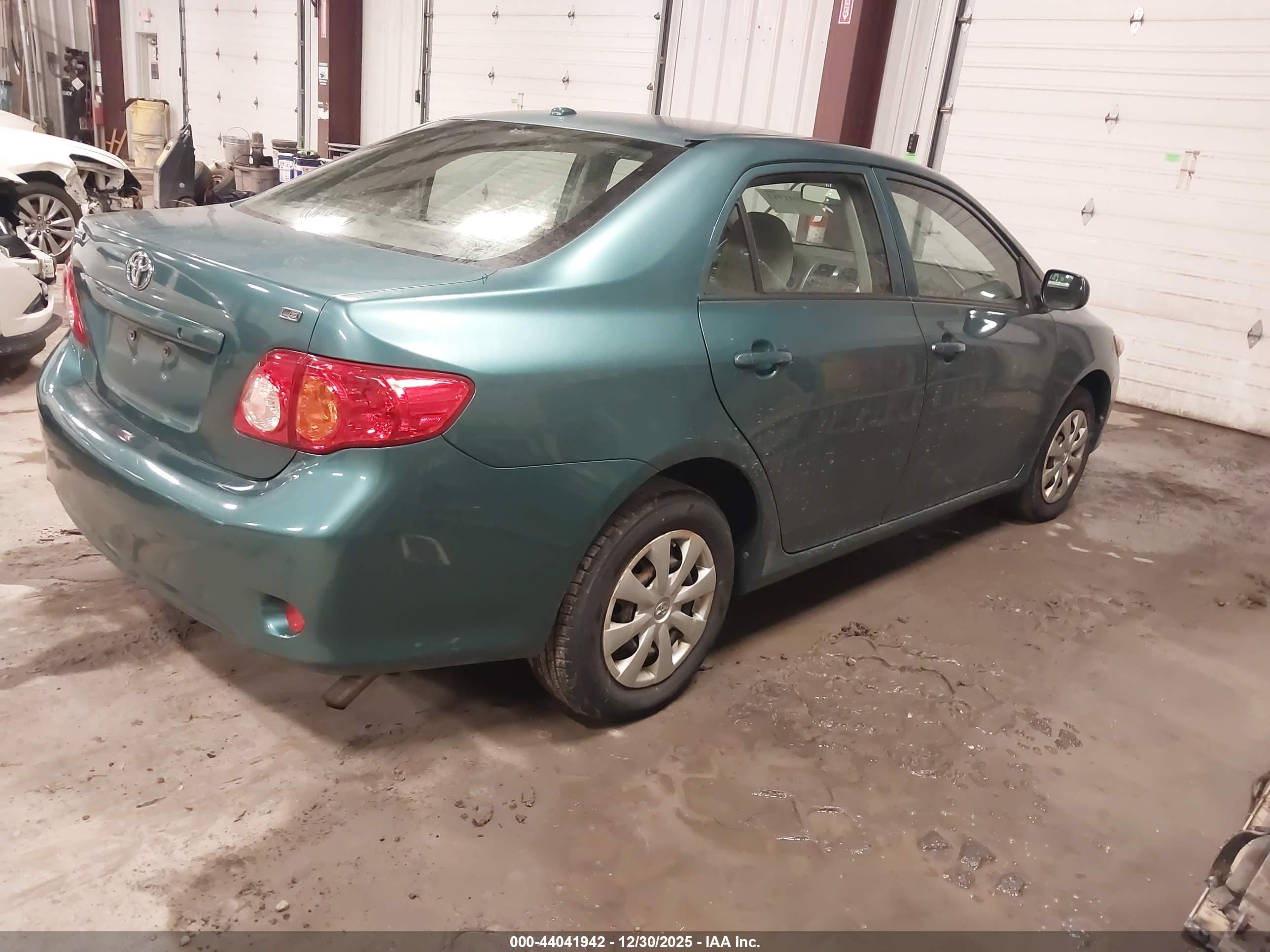 TOYOTA COROLLA image 4