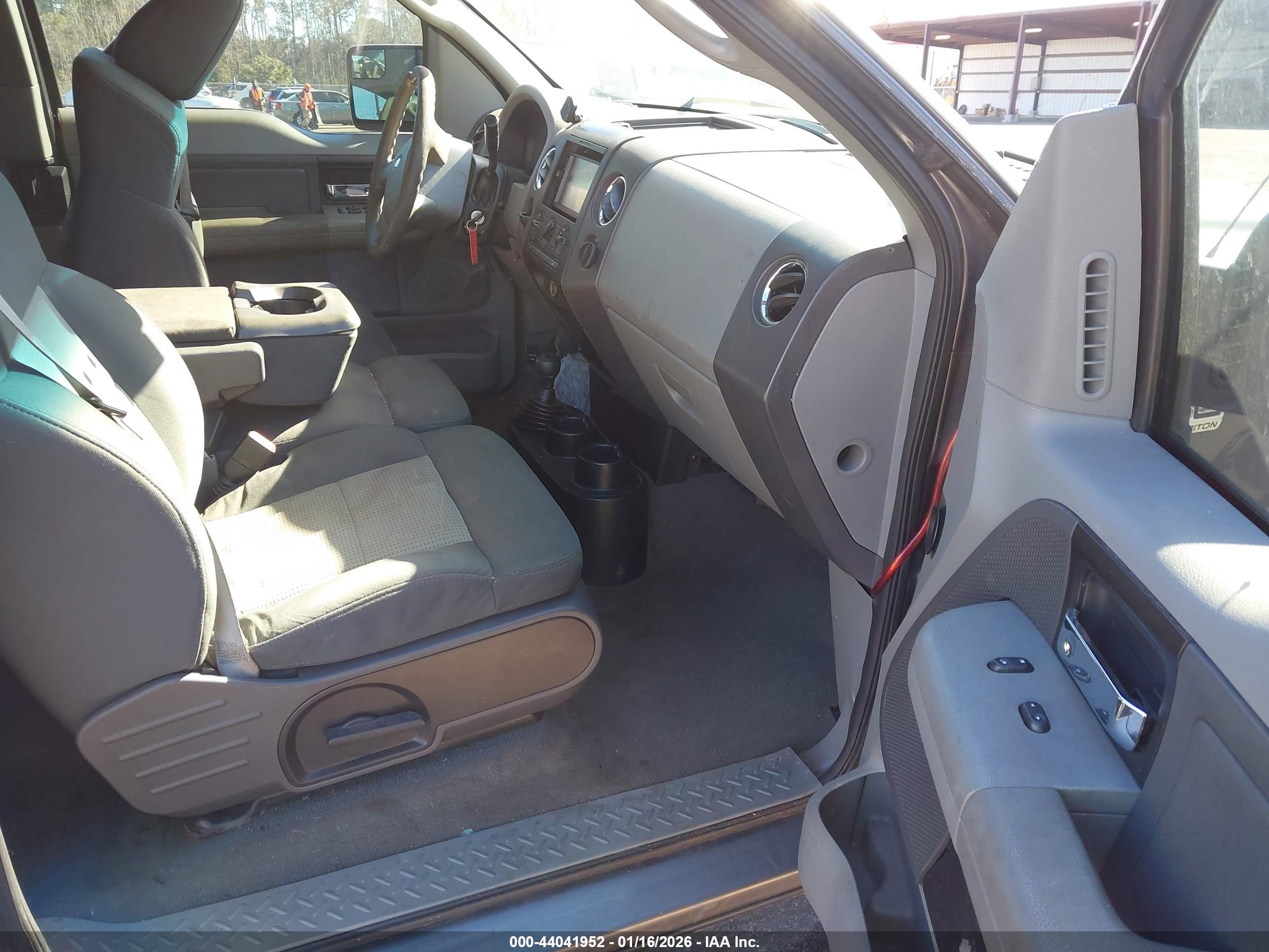 FORD F-150 image 5