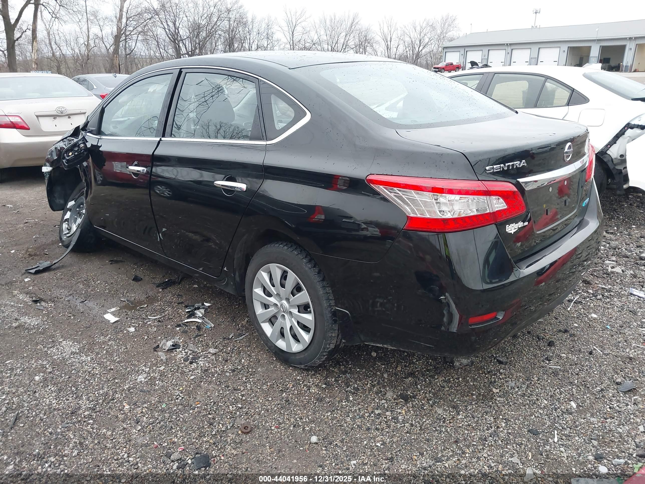 NISSAN SENTRA image 3