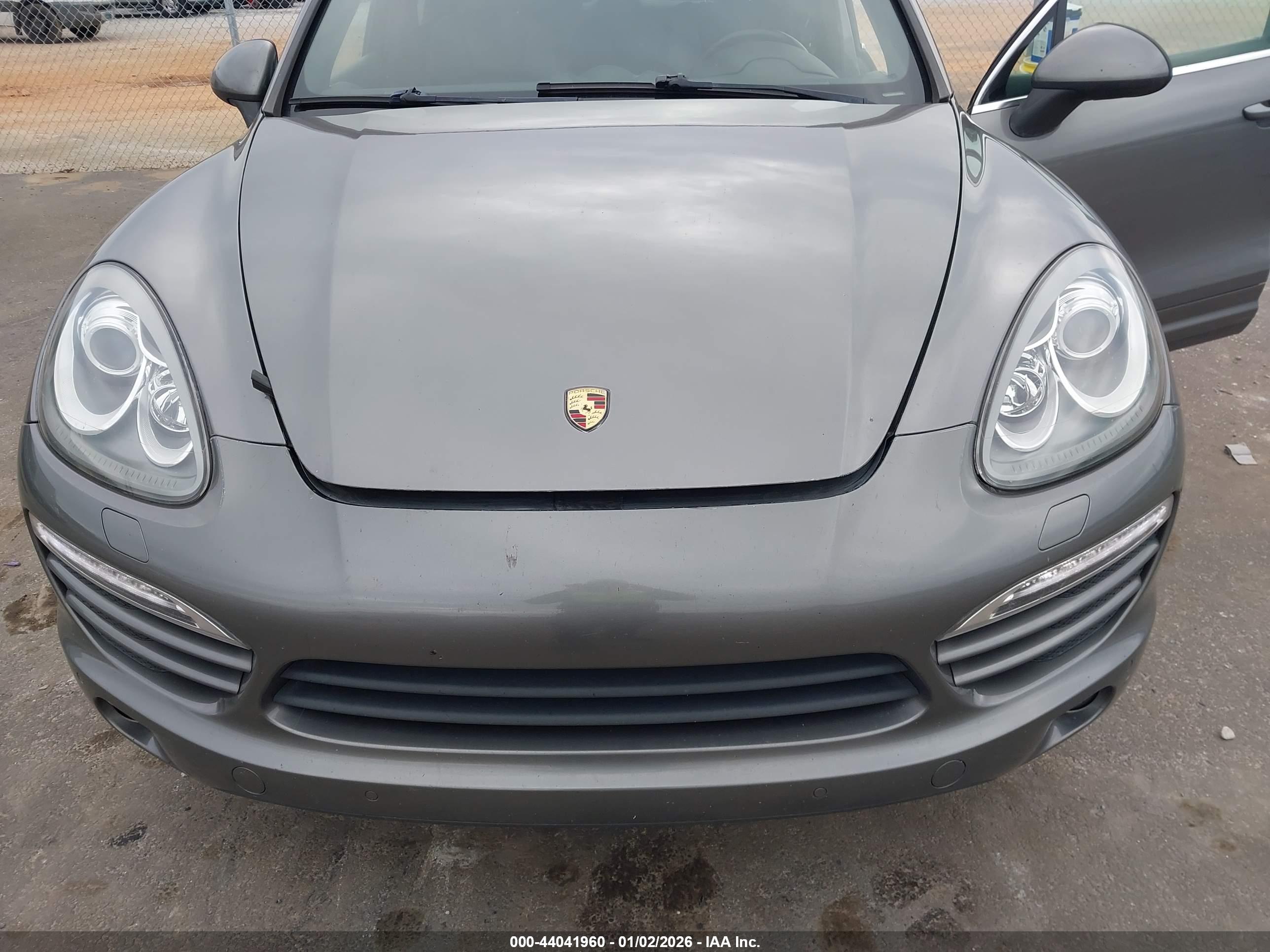 PORSCHE CAYENNE image 6