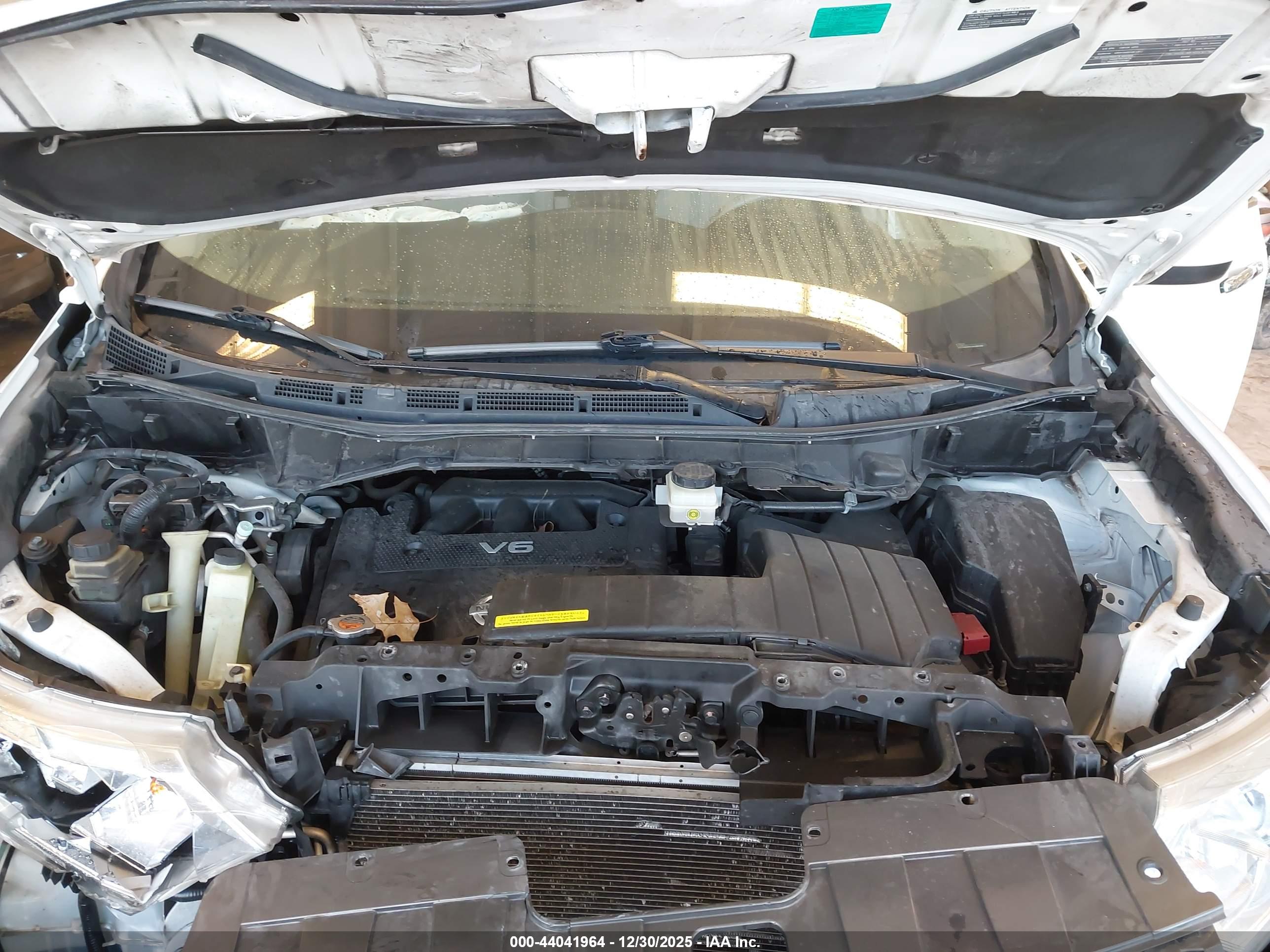NISSAN QUEST image 10