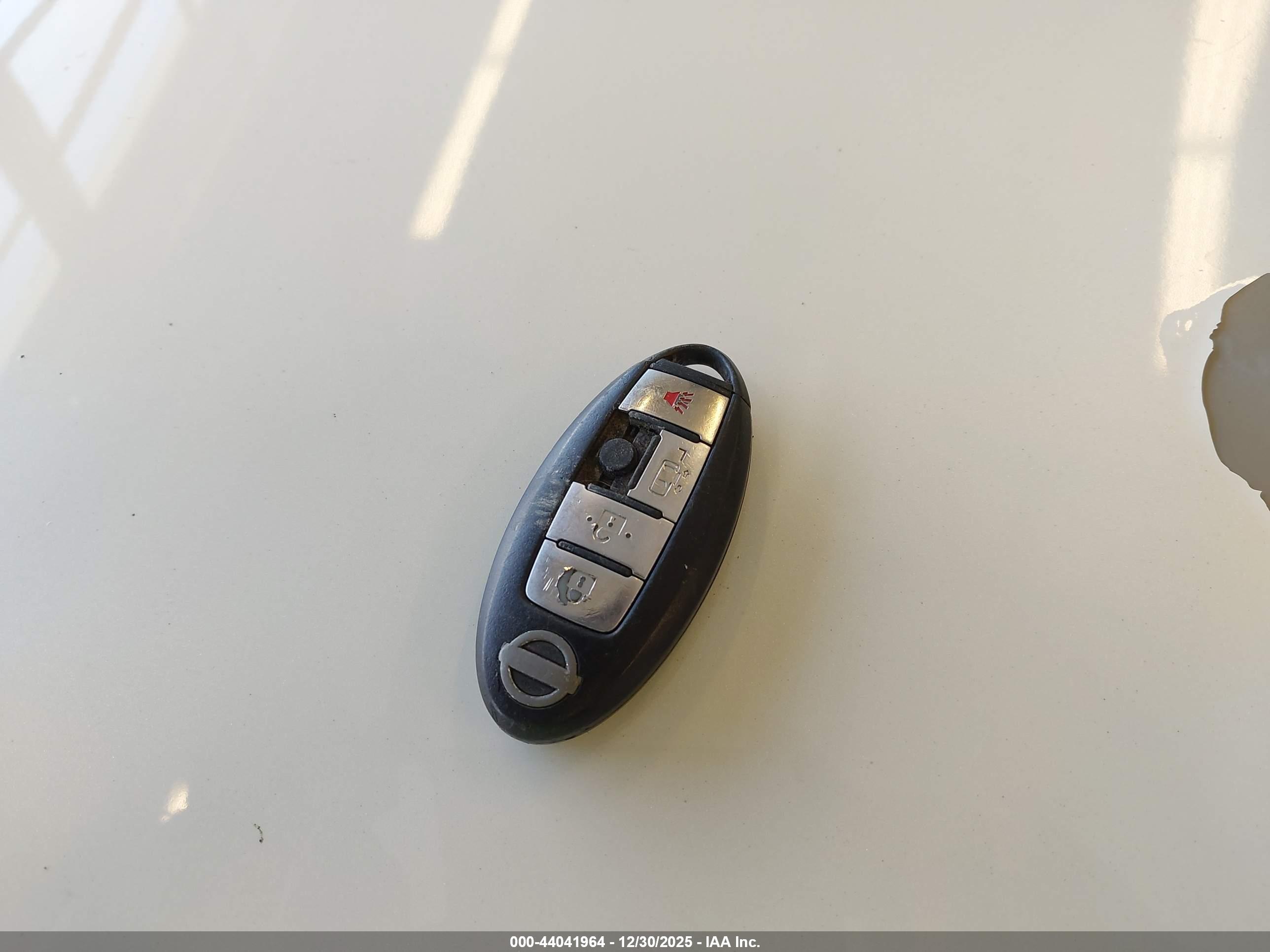 NISSAN QUEST image 11