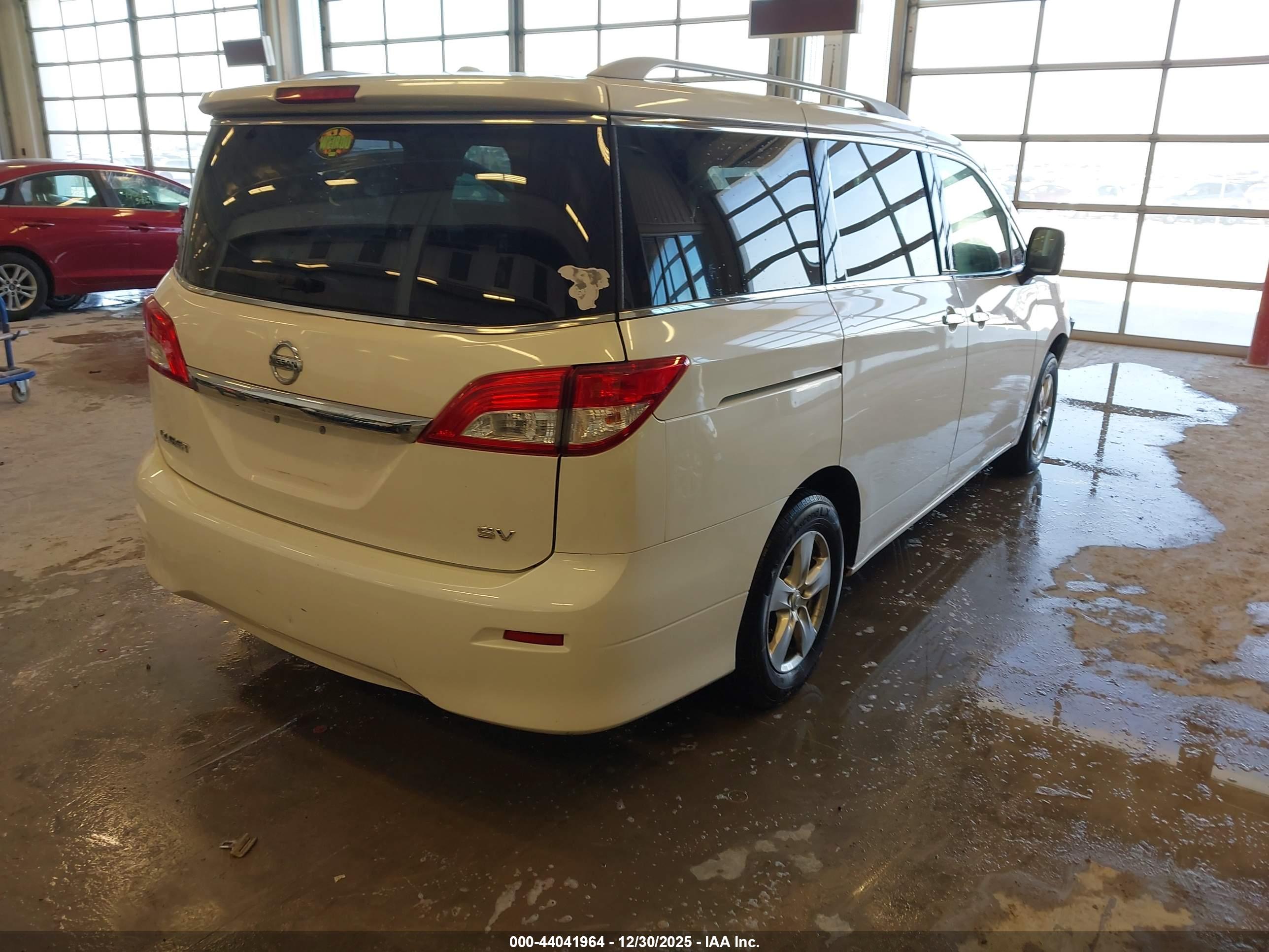 NISSAN QUEST image 4