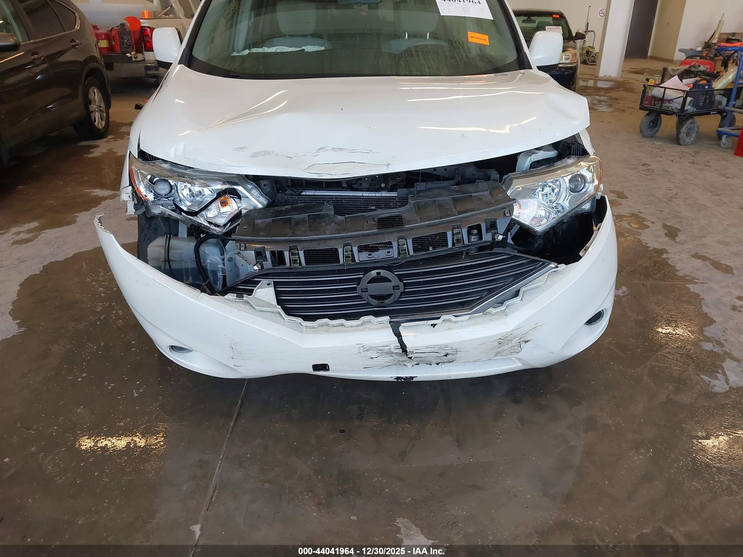 NISSAN QUEST image 6