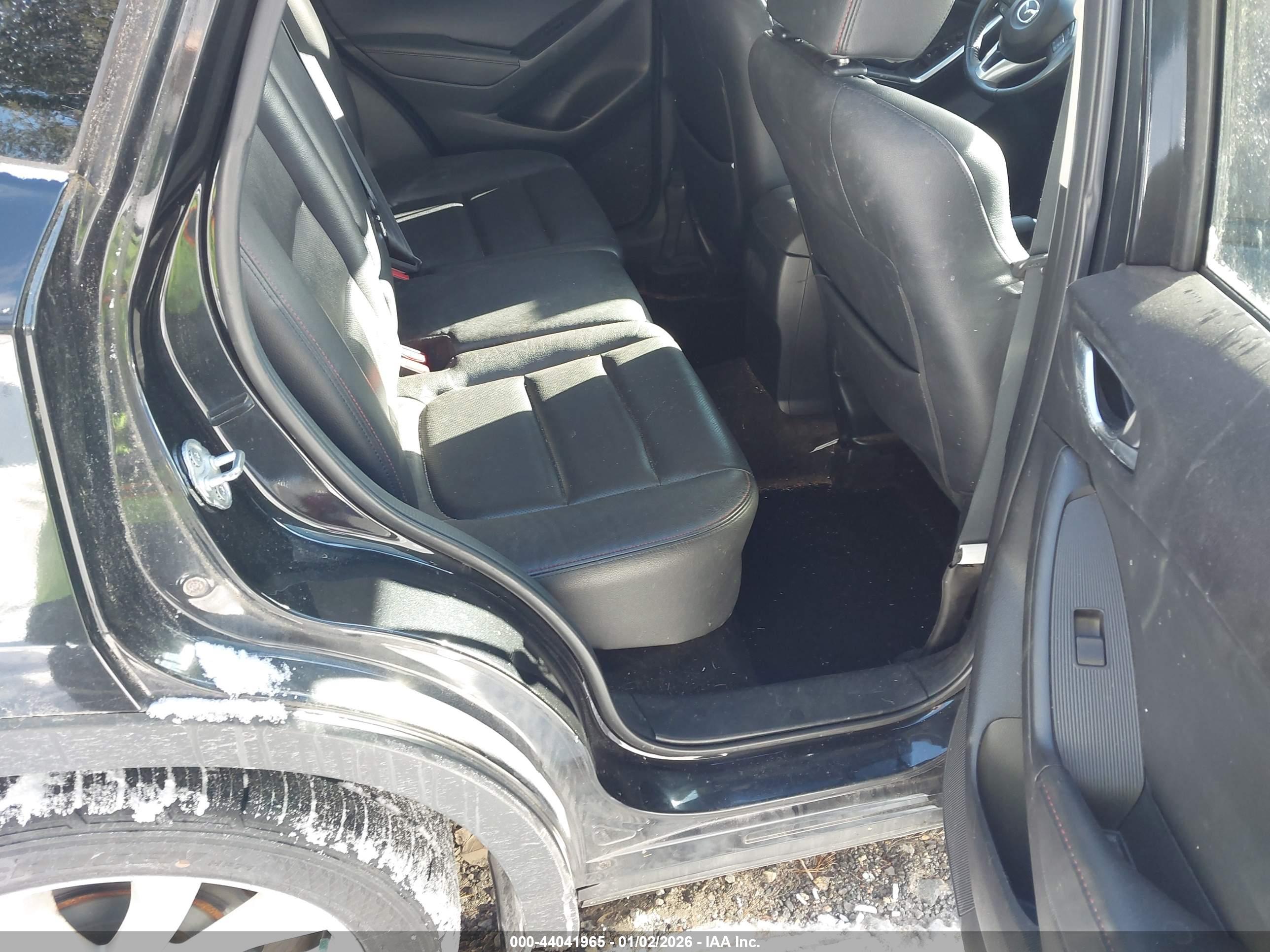 MAZDA CX-5 image 8