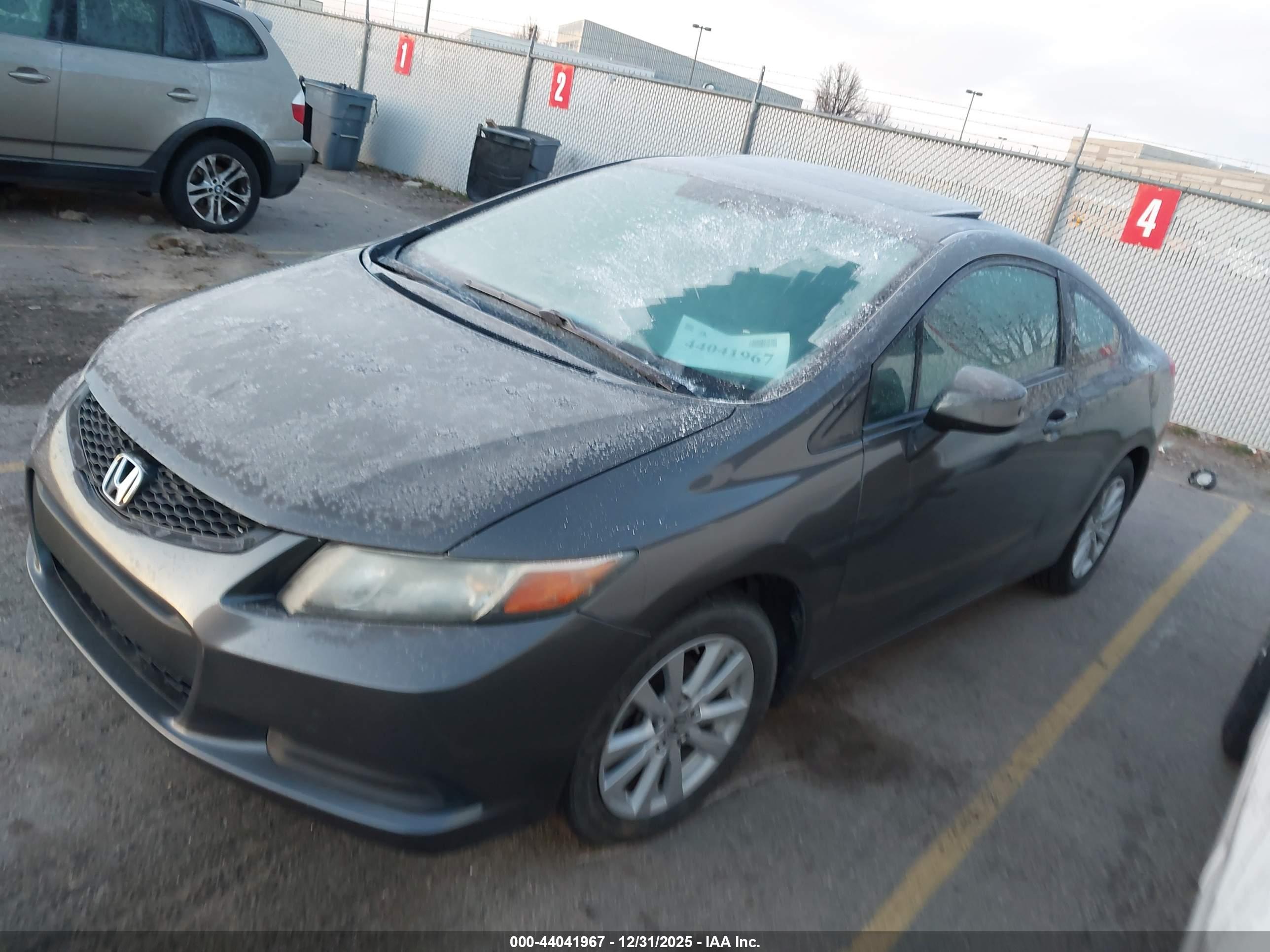 HONDA CIVIC image 2