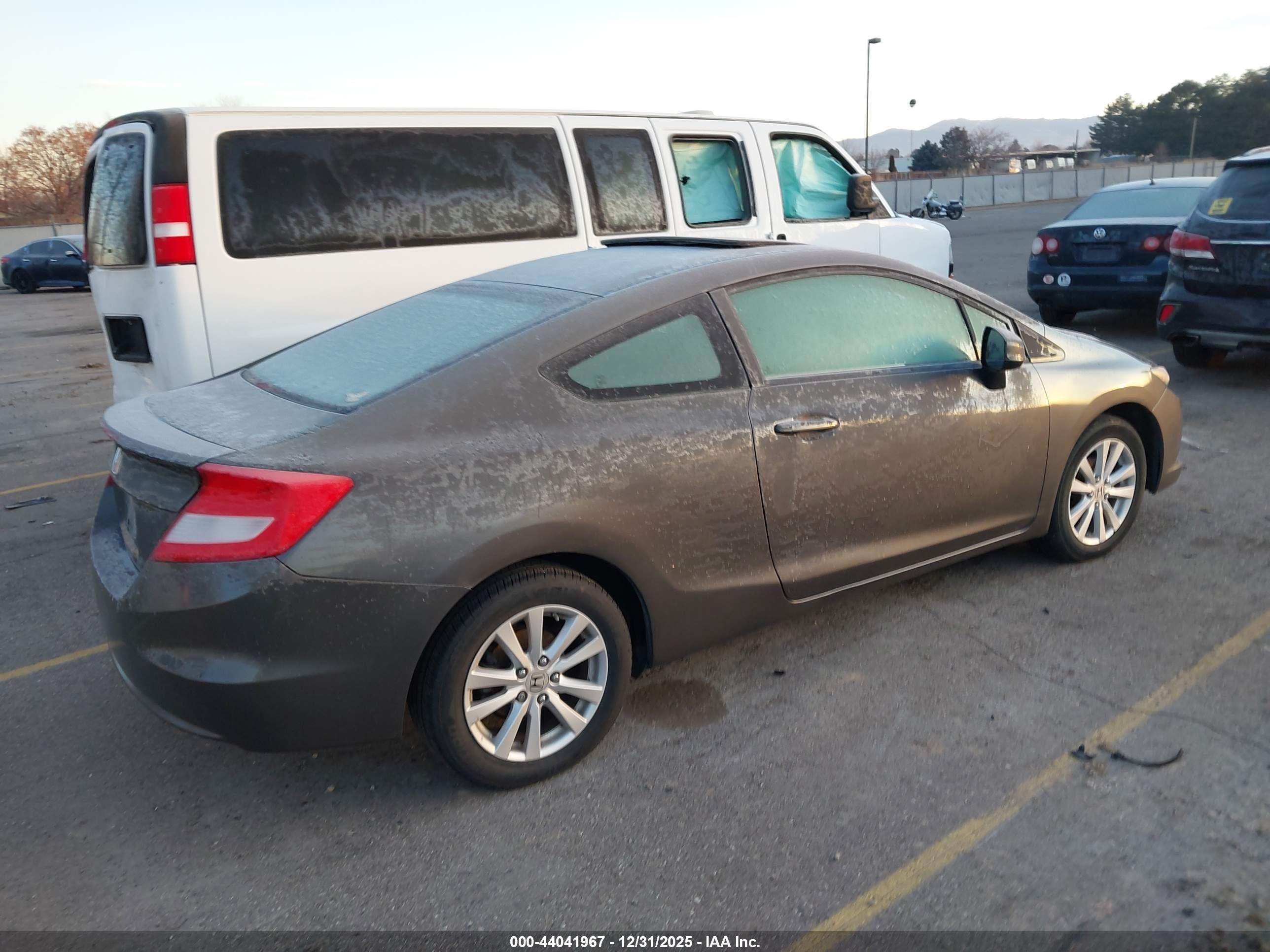 HONDA CIVIC image 4