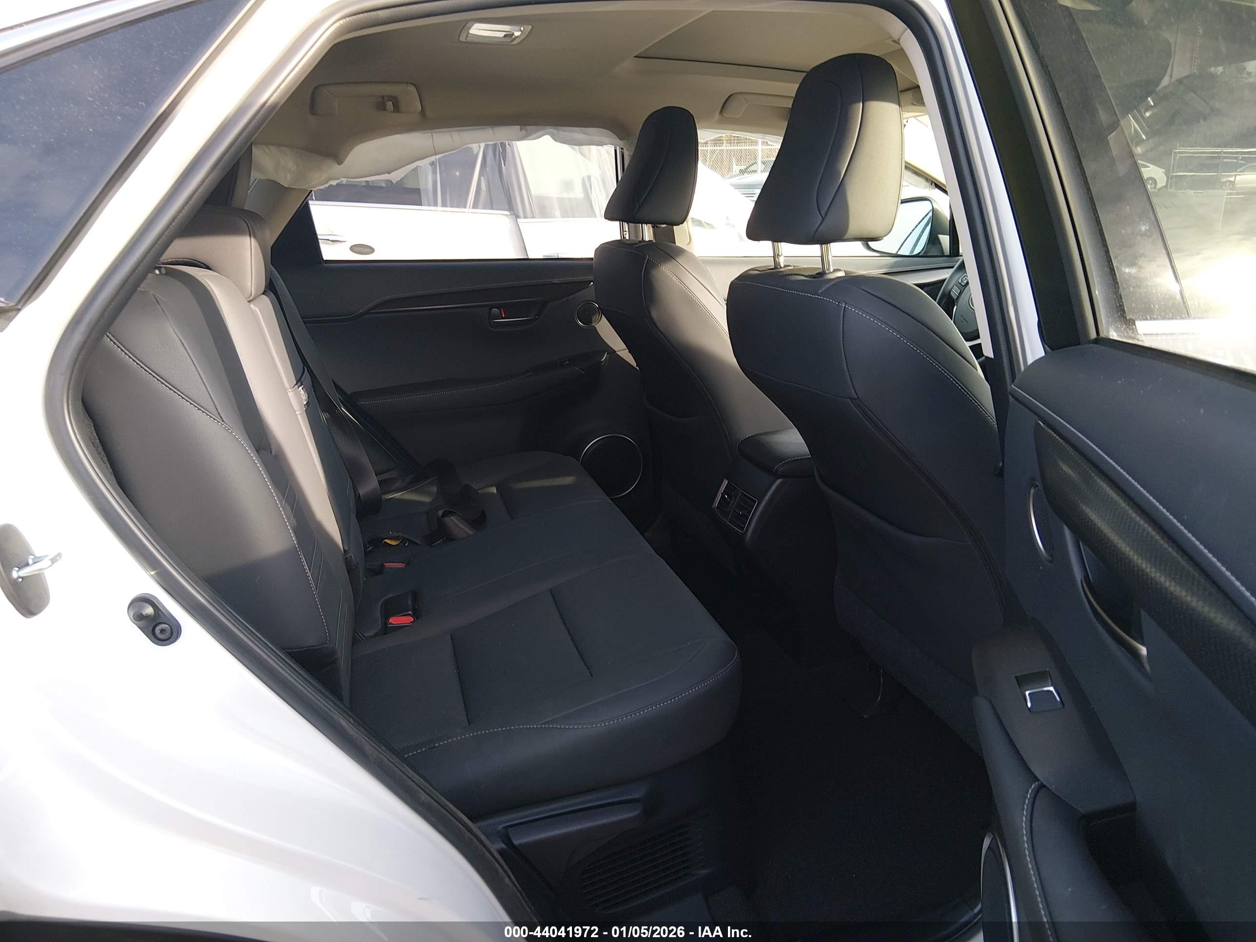 LEXUS NX image 8