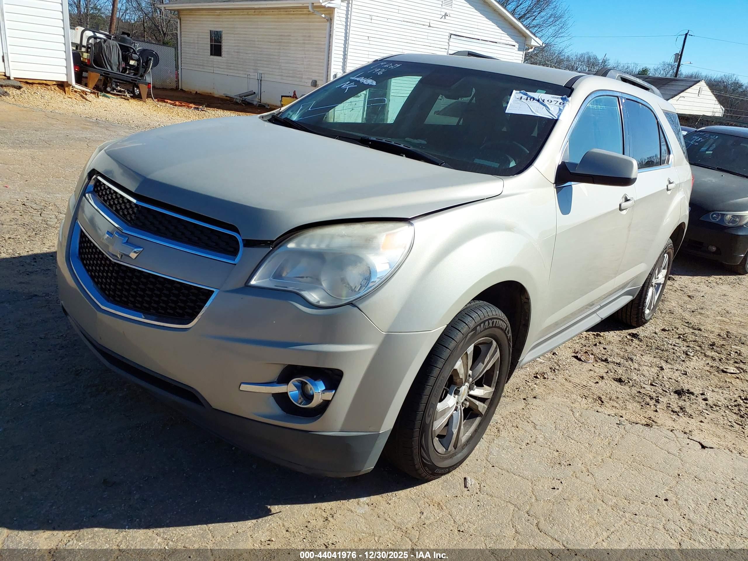 CHEVROLET EQUINOX image 2