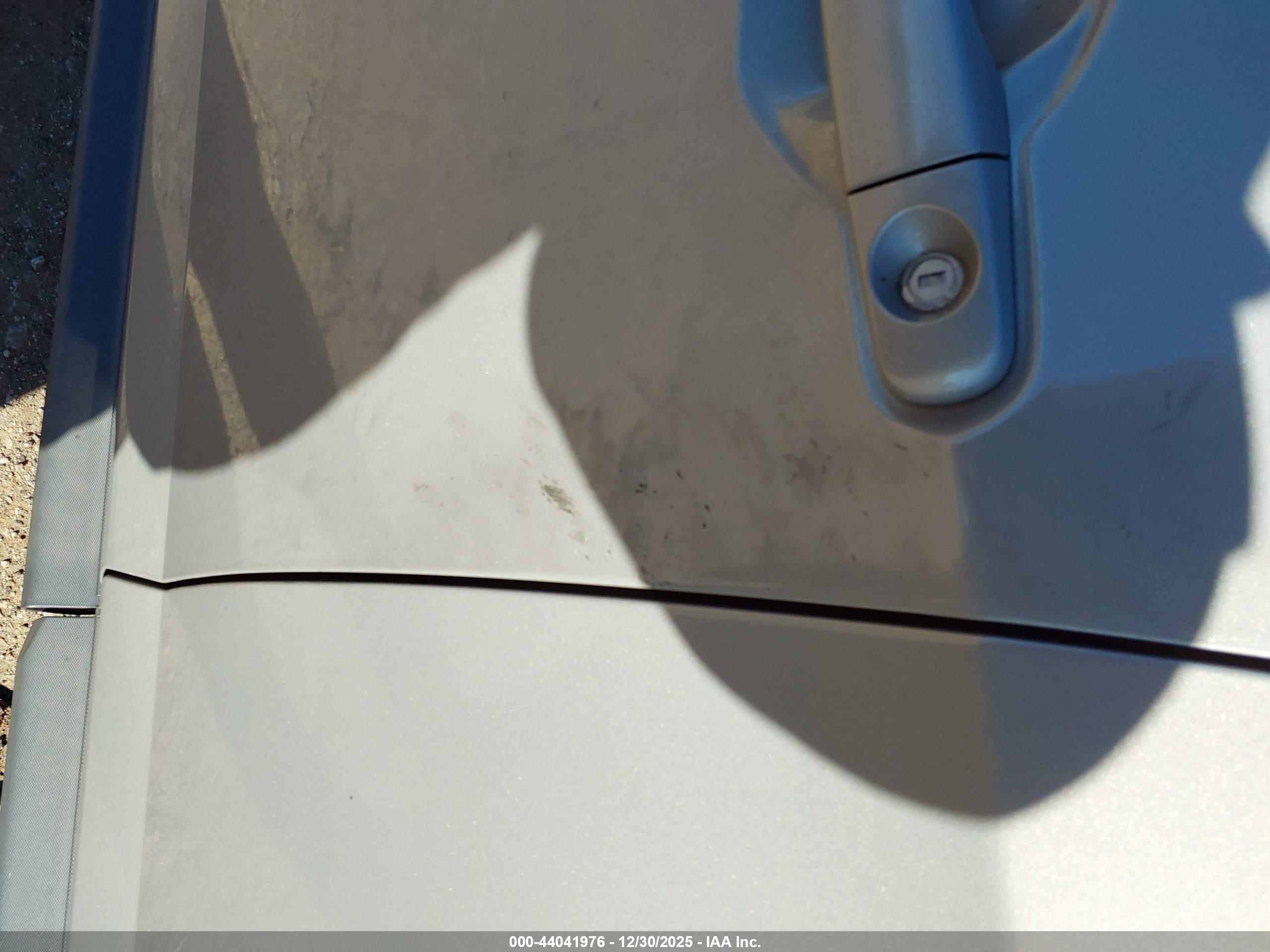 CHEVROLET EQUINOX image 6