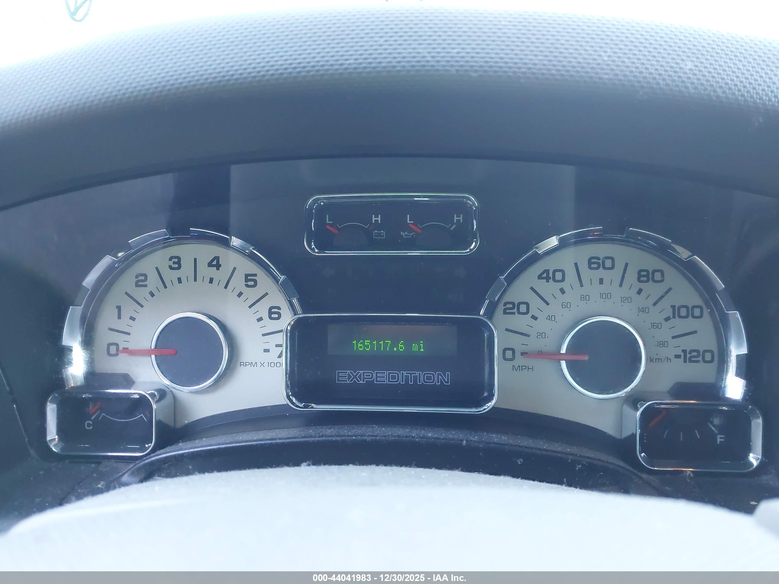 FORD EXPEDITION image 7