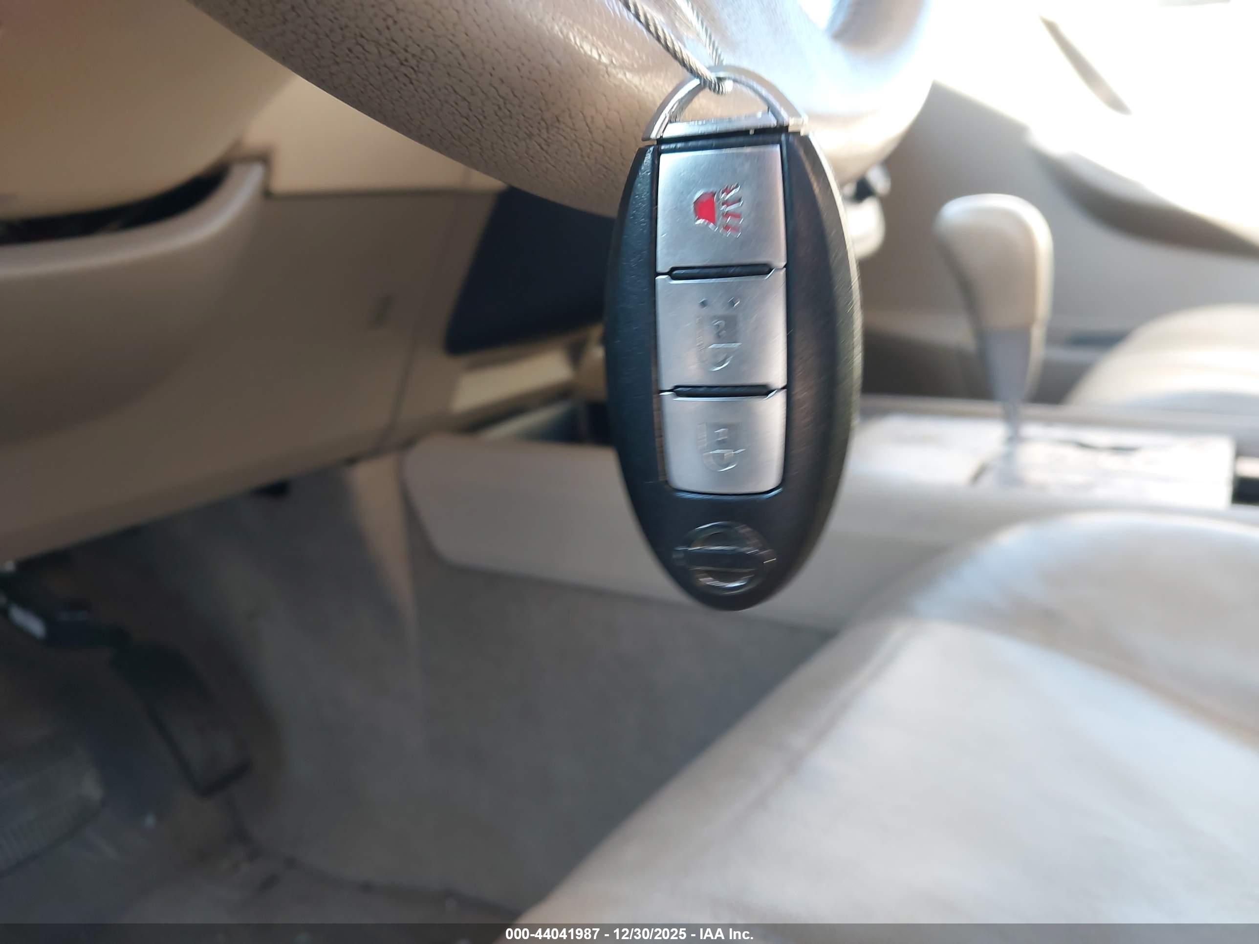 NISSAN MURANO image 11