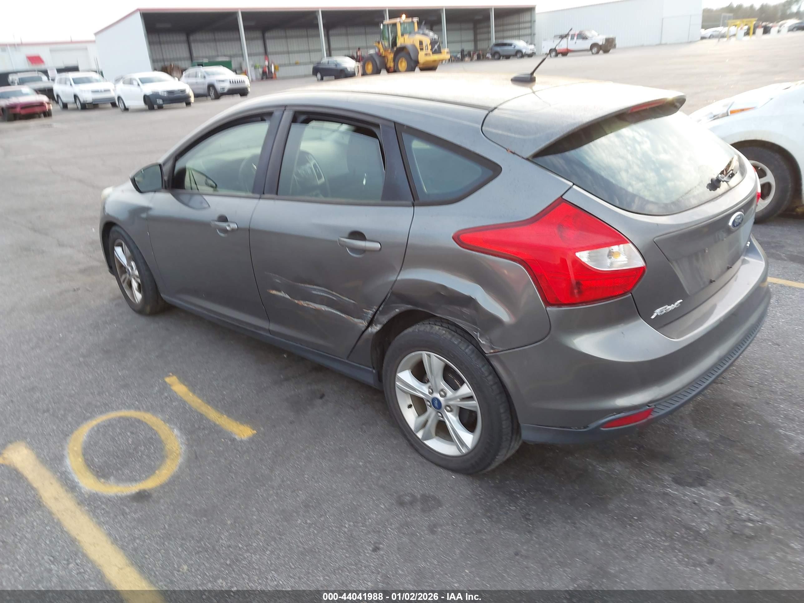 FORD FOCUS image 3