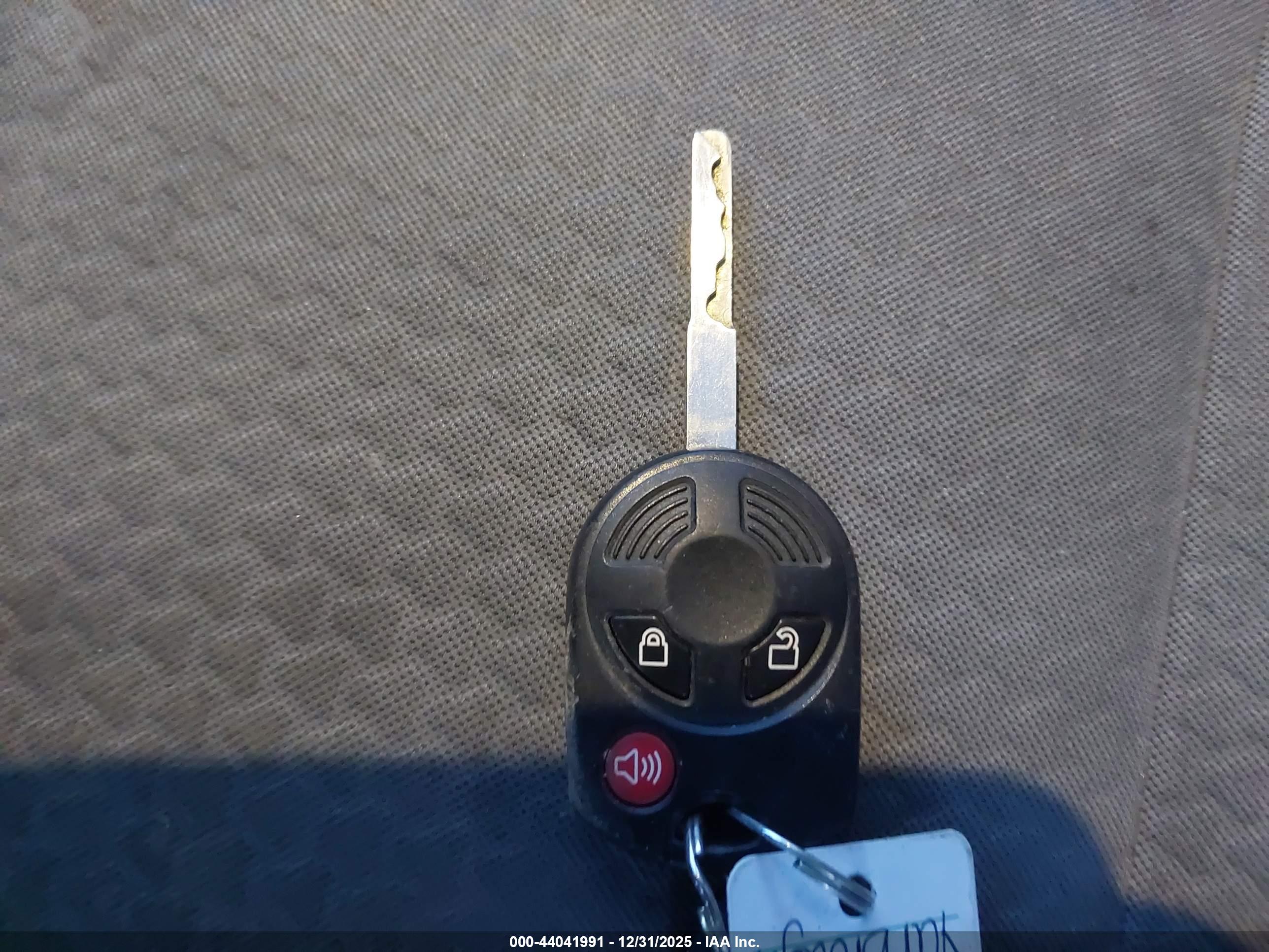FORD ESCAPE image 11
