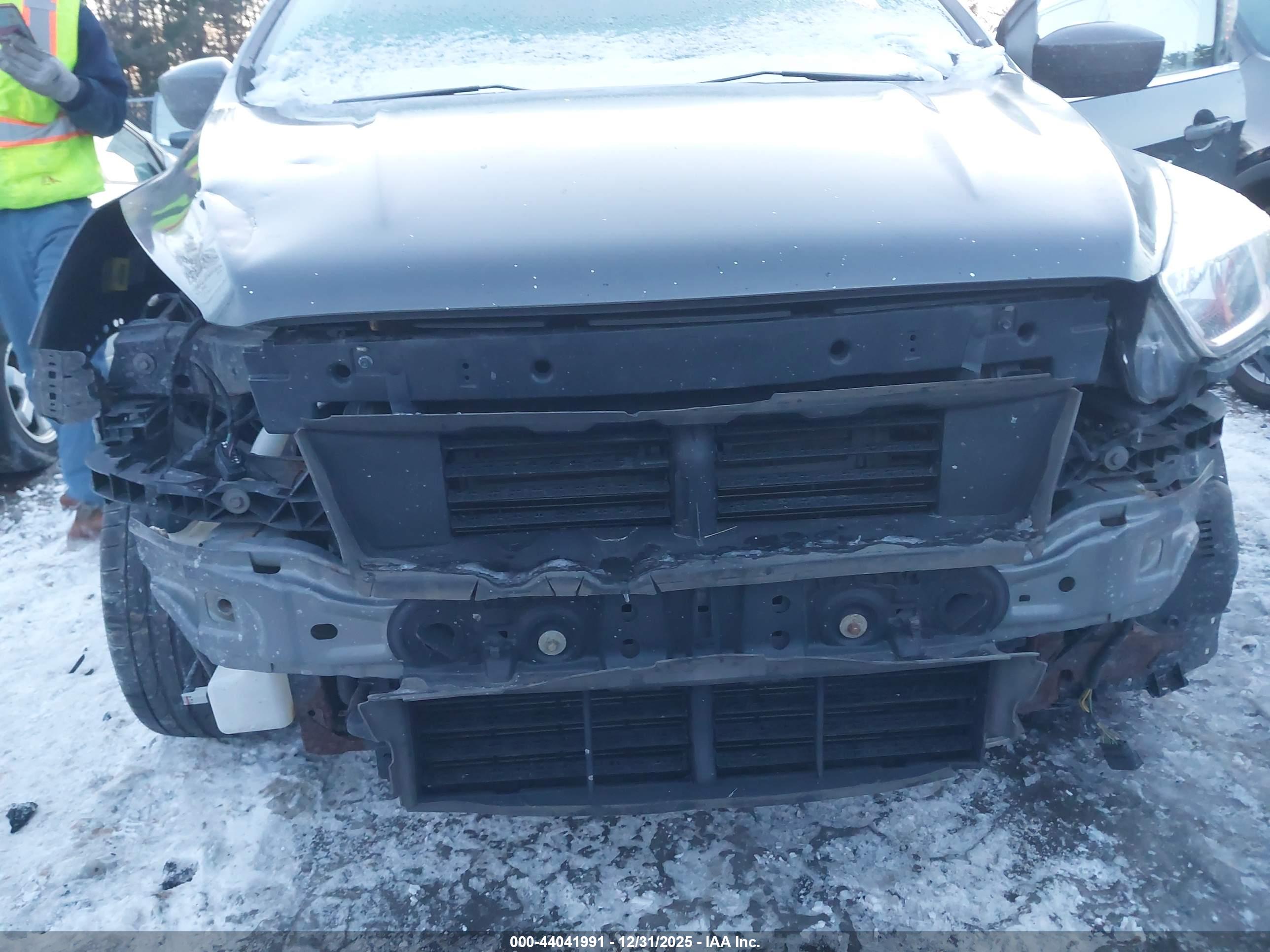 FORD ESCAPE image 6